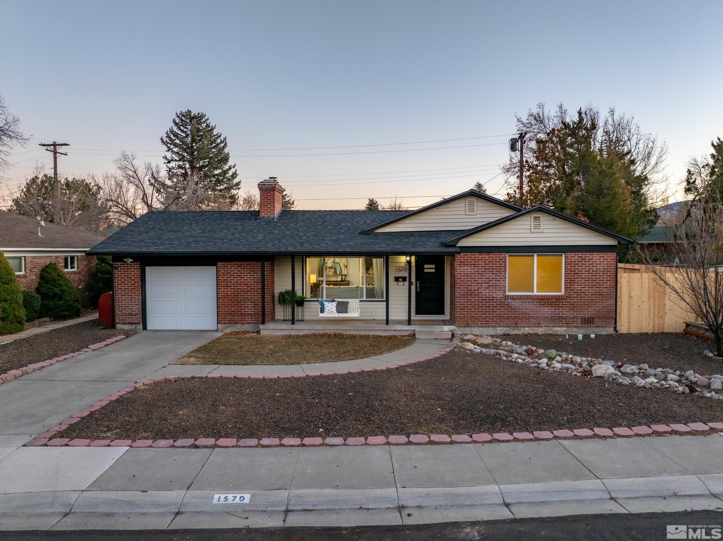 1570 Vulgamore Place