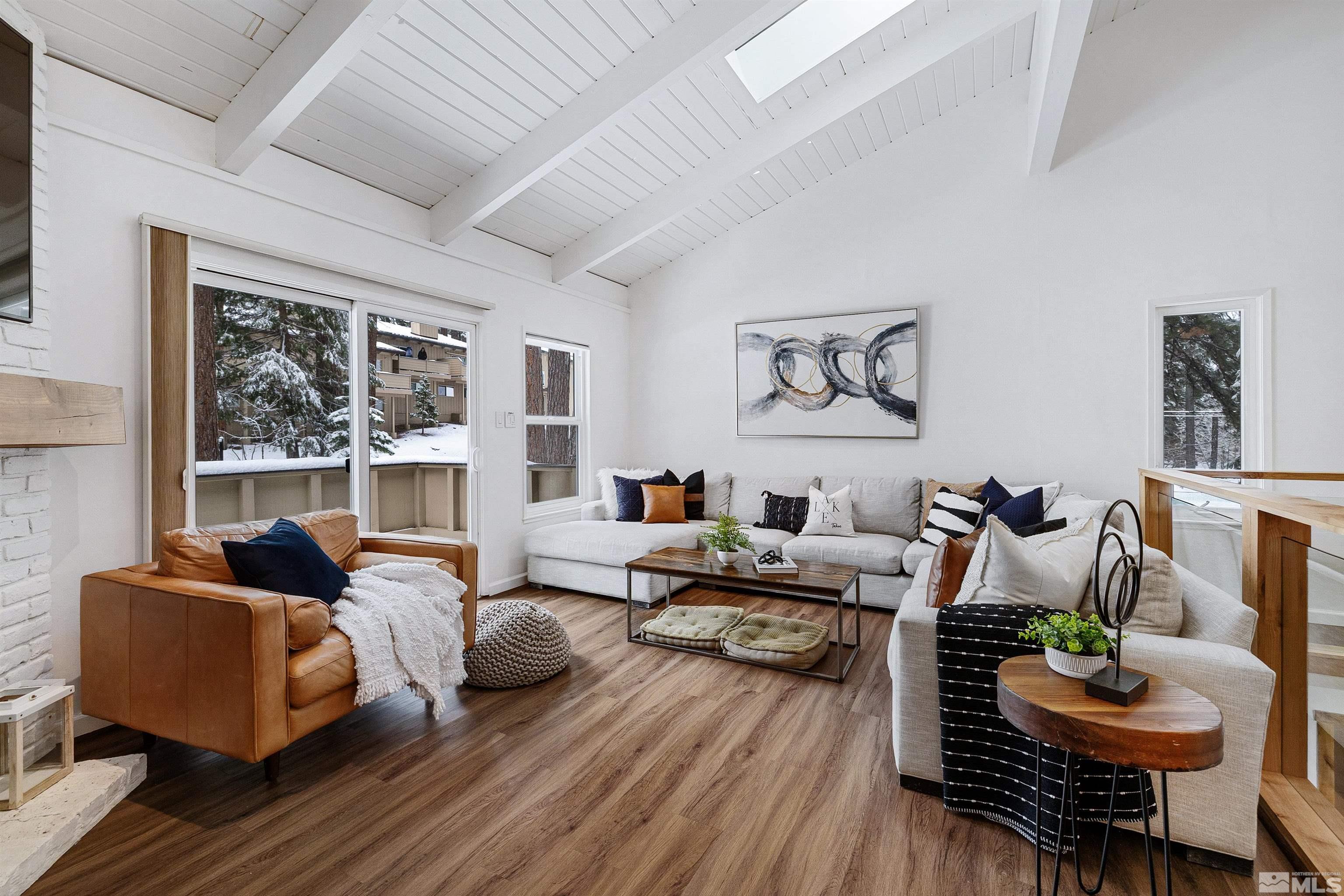321 Ski Way, 29