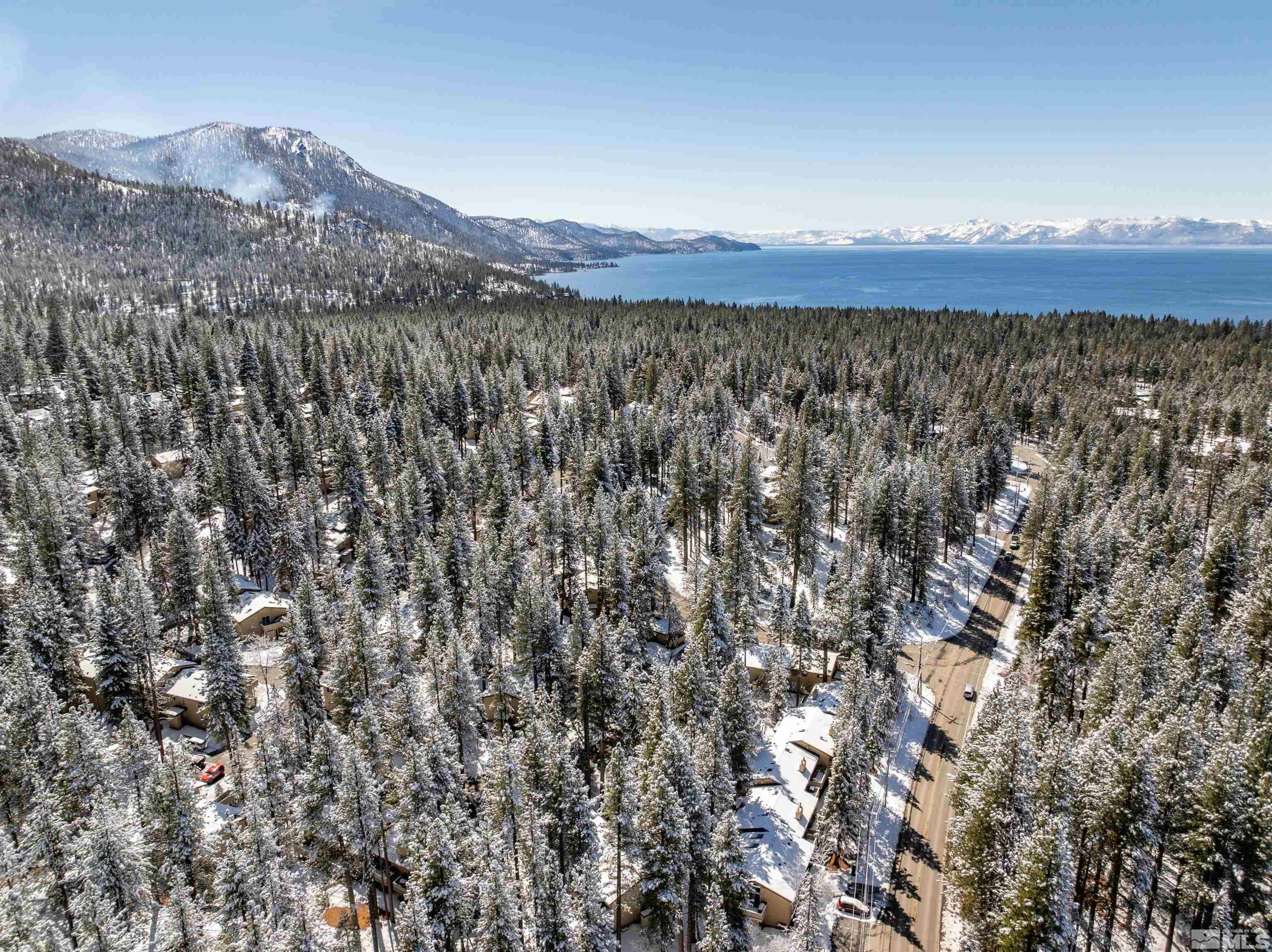 321 Ski Way, 29