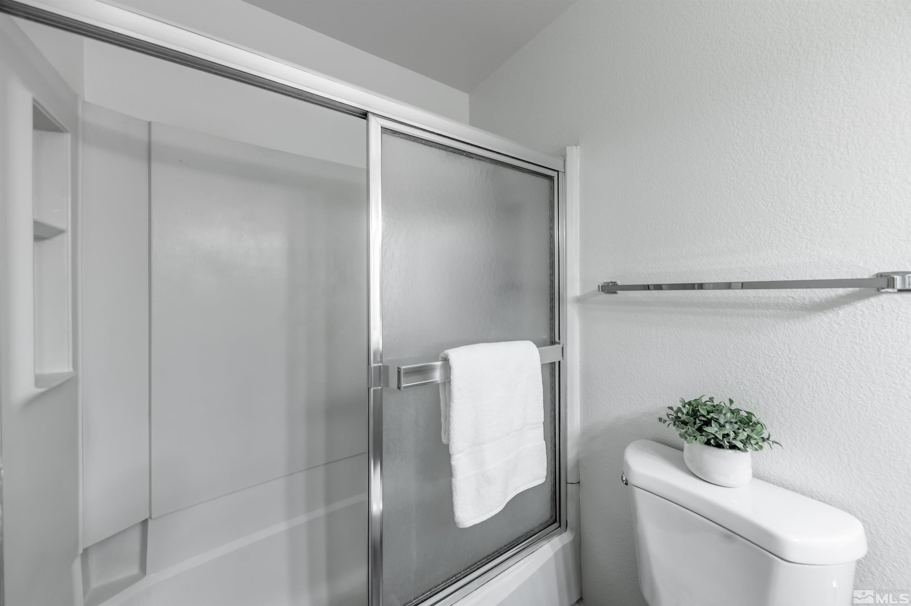 1465 E Peckham Lane, APT 20