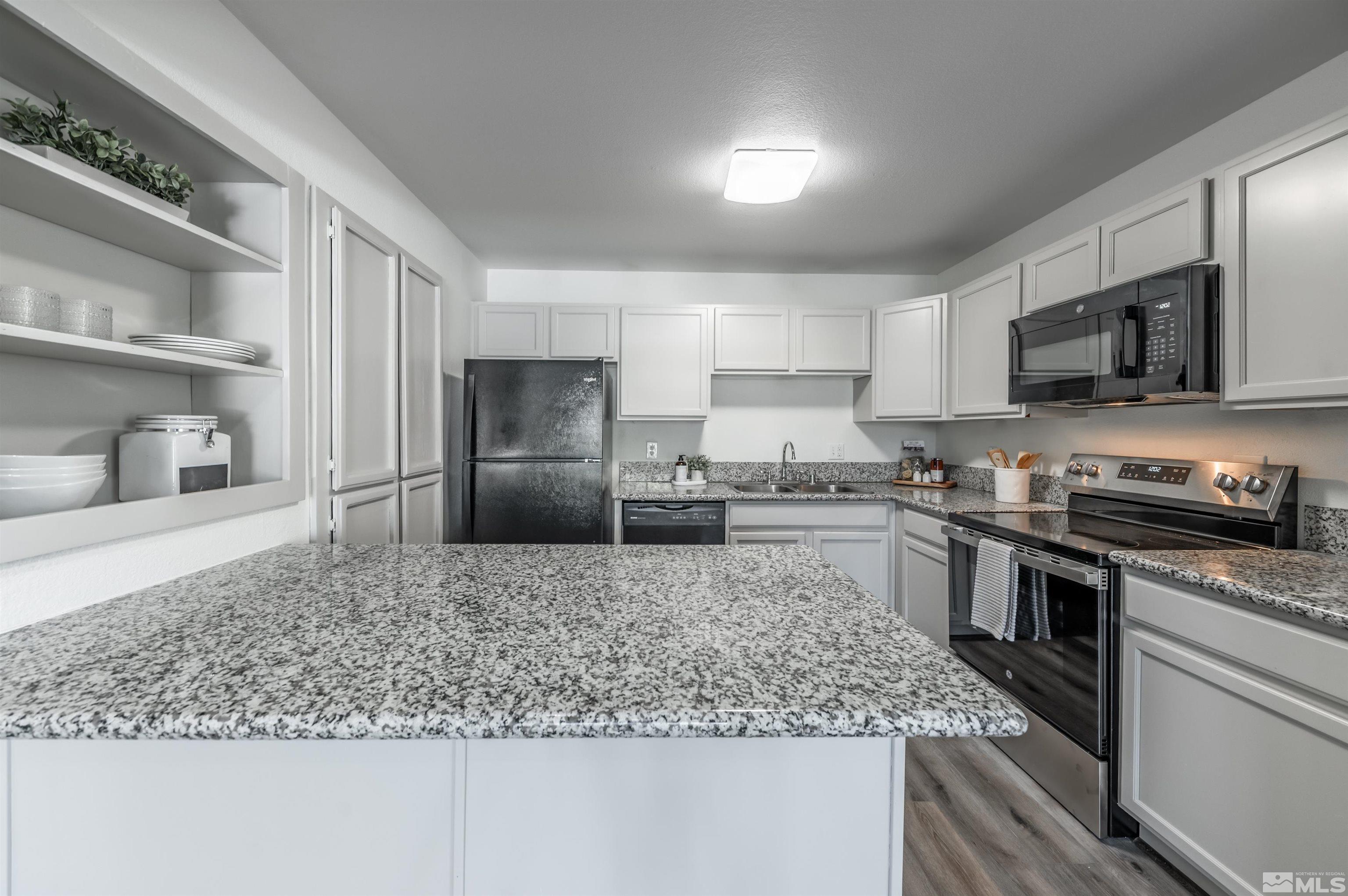 1465 E Peckham Lane, APT 20