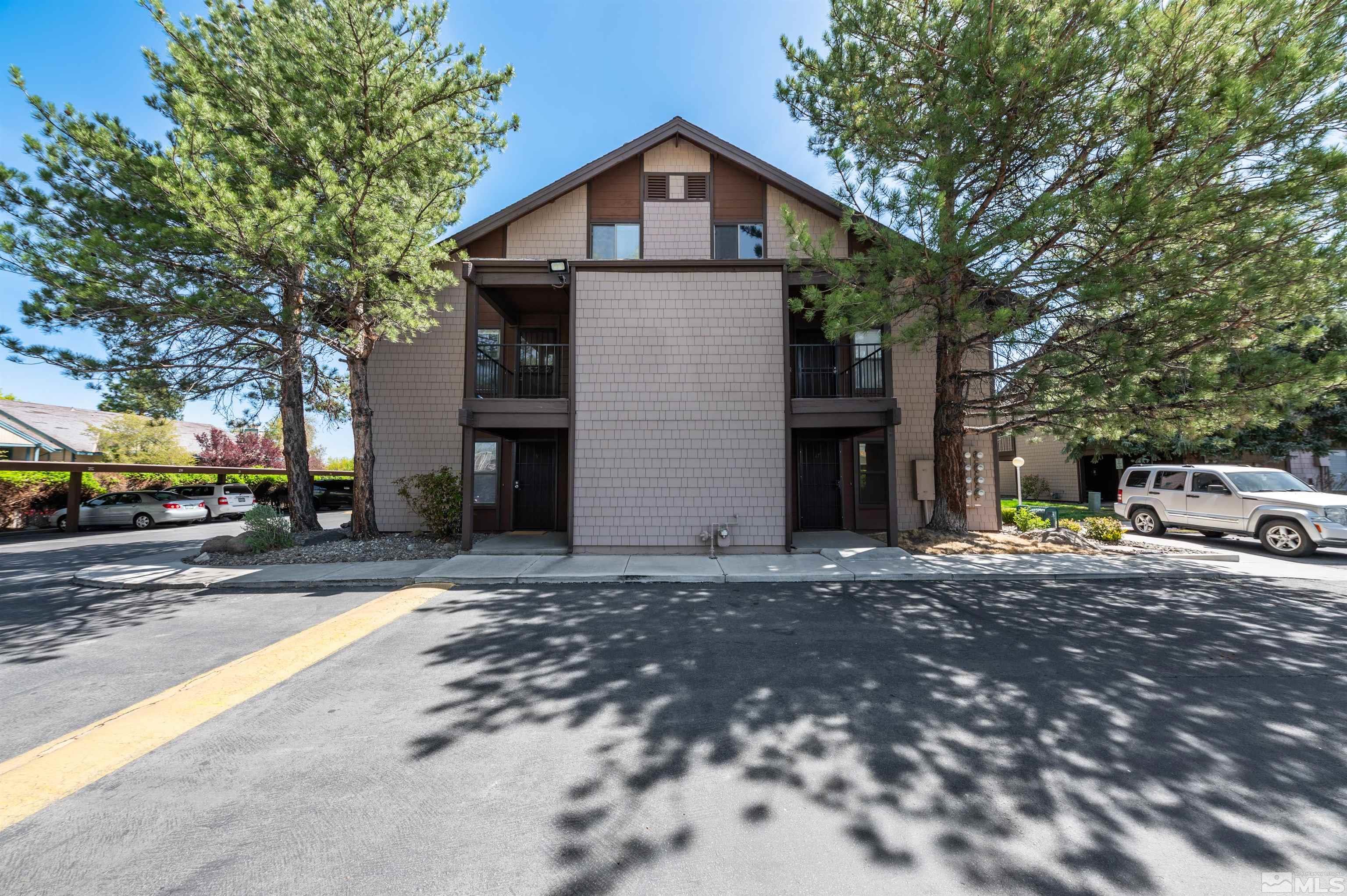 1465 E Peckham Lane, APT 20