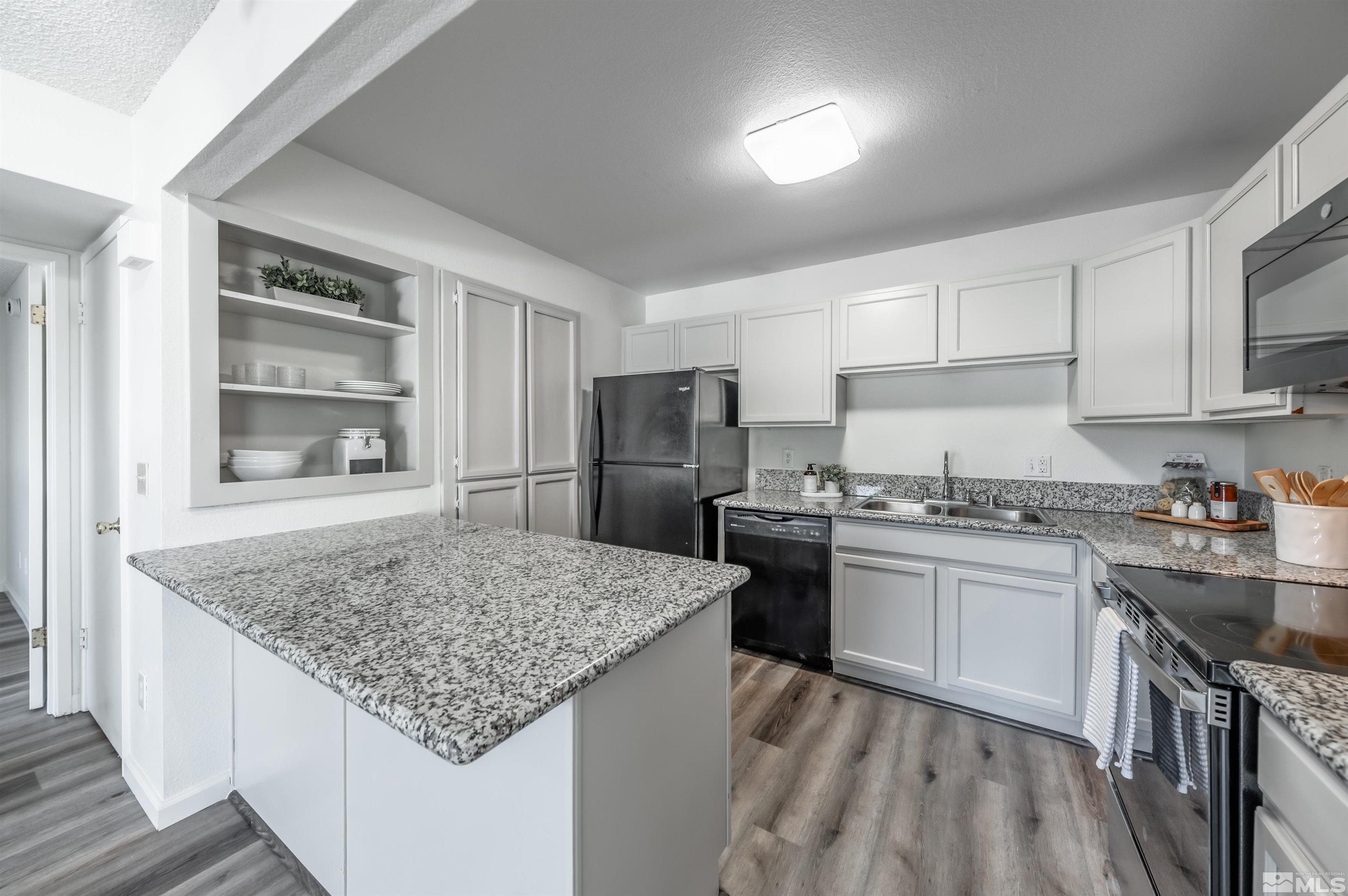 1465 E Peckham Lane, APT 20
