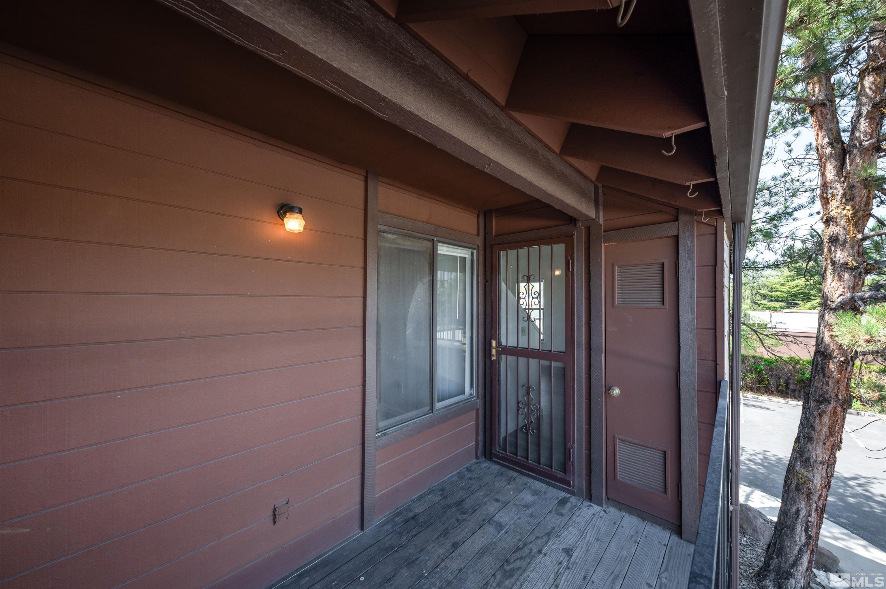 1465 E Peckham Lane, APT 20