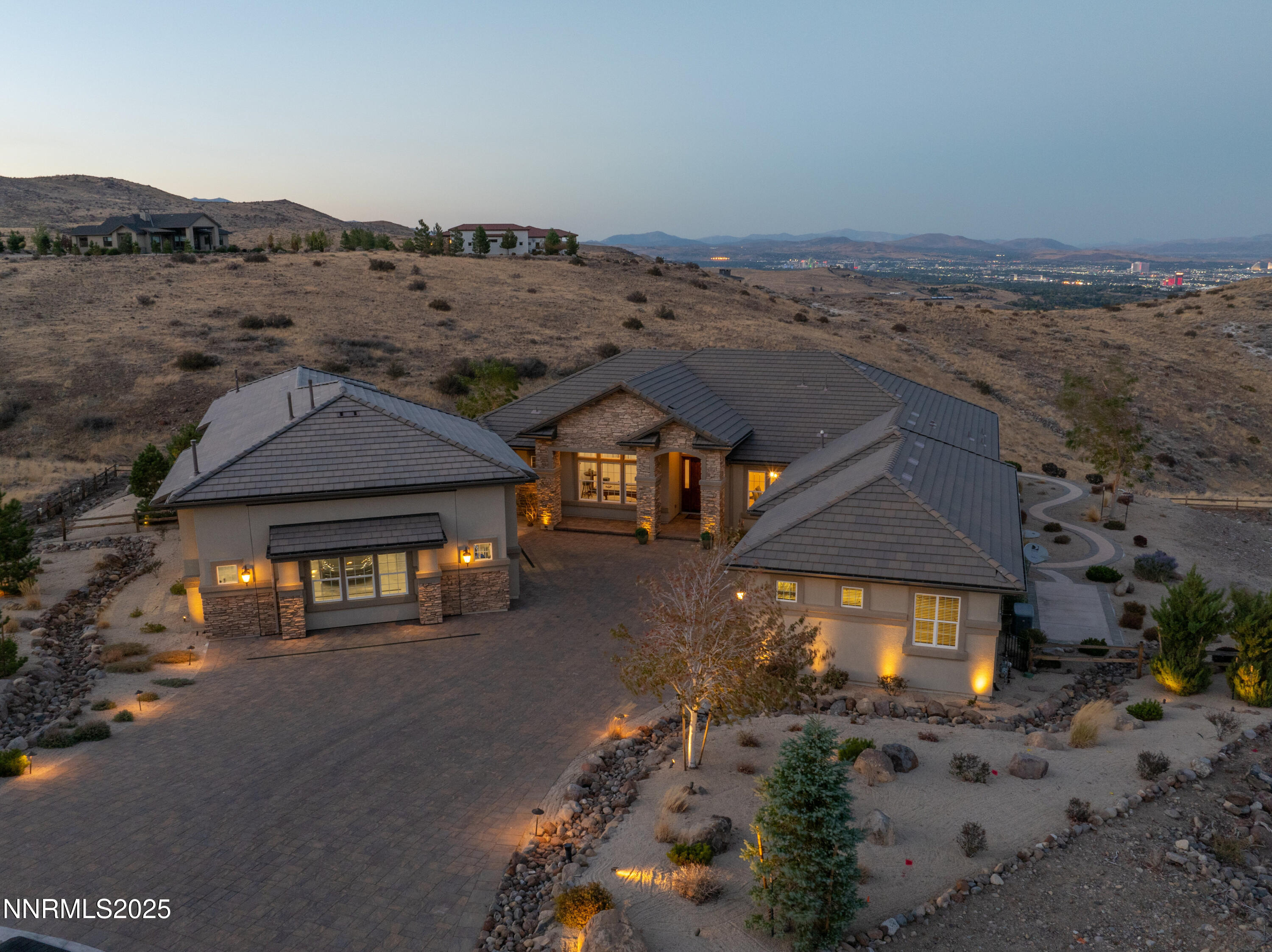 4095 Gray Fox Court
