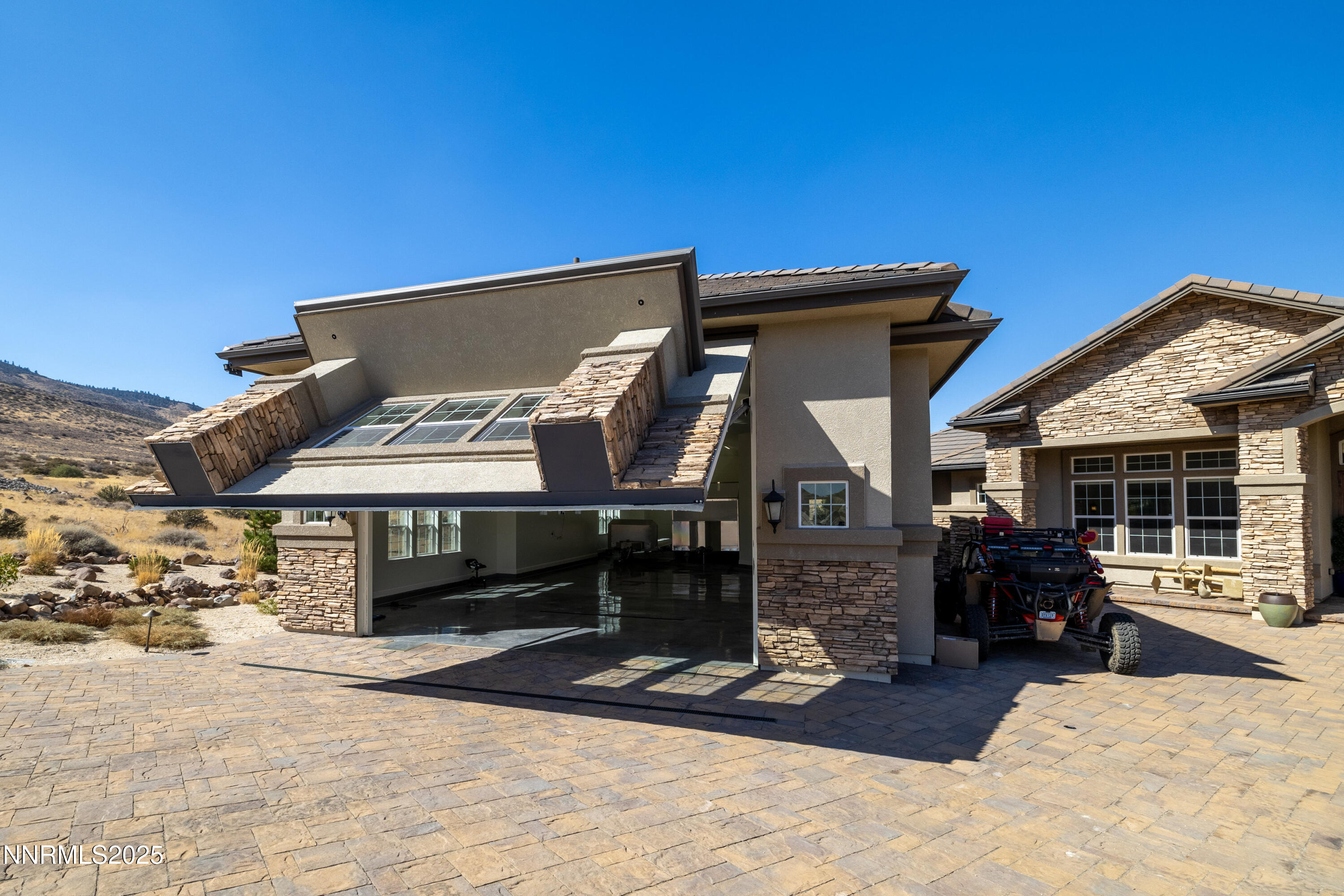 4095 Gray Fox Court