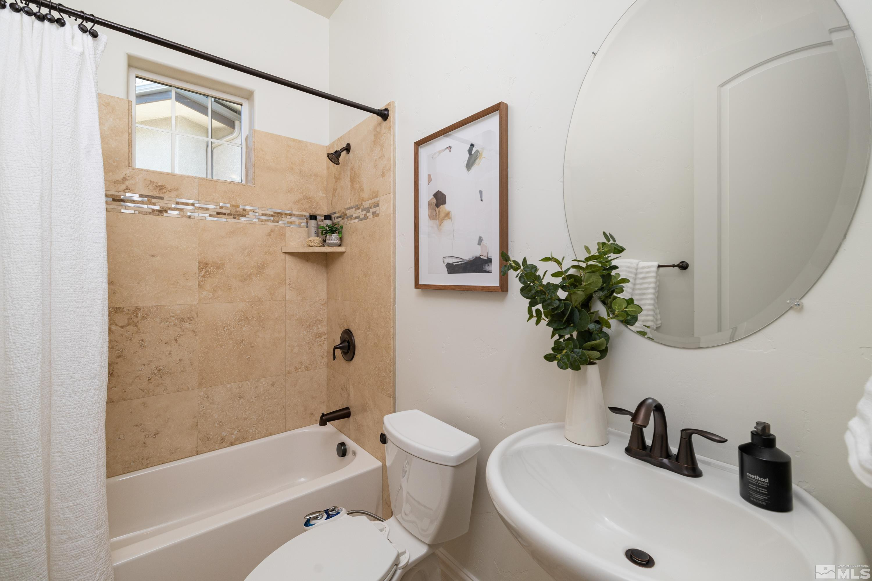 4095 Gray Fox Court