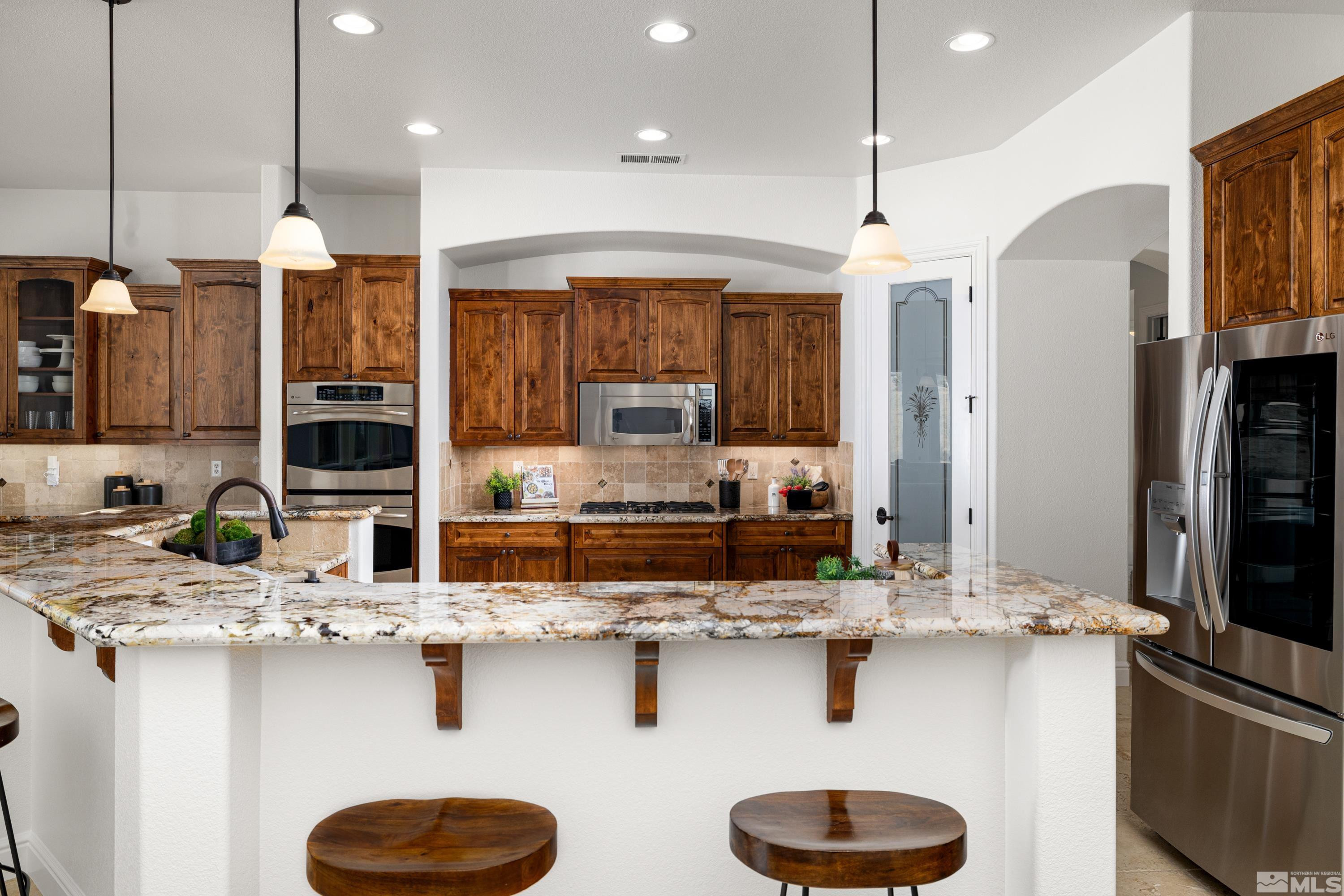 4095 Gray Fox Court