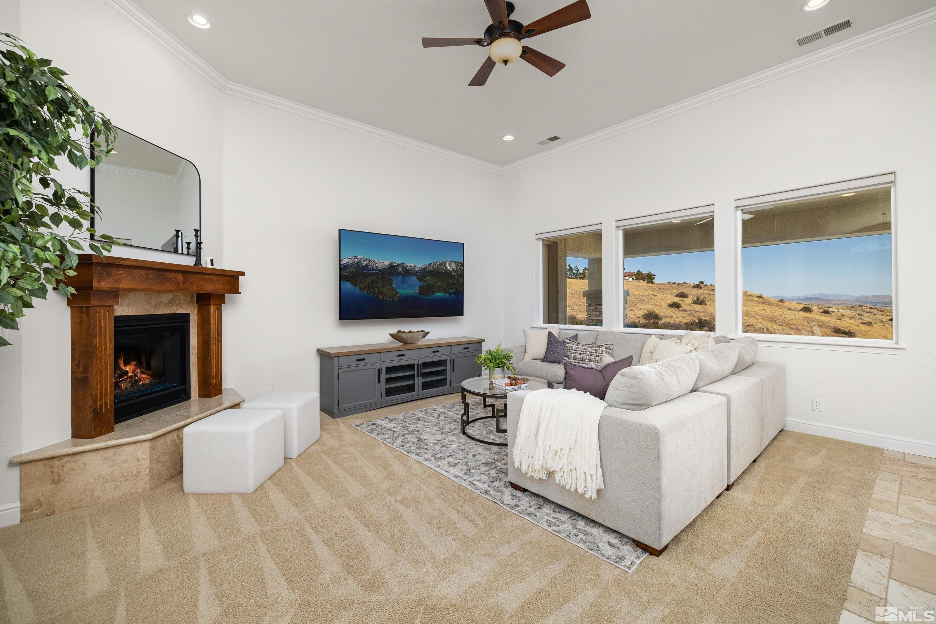 4095 Gray Fox Court