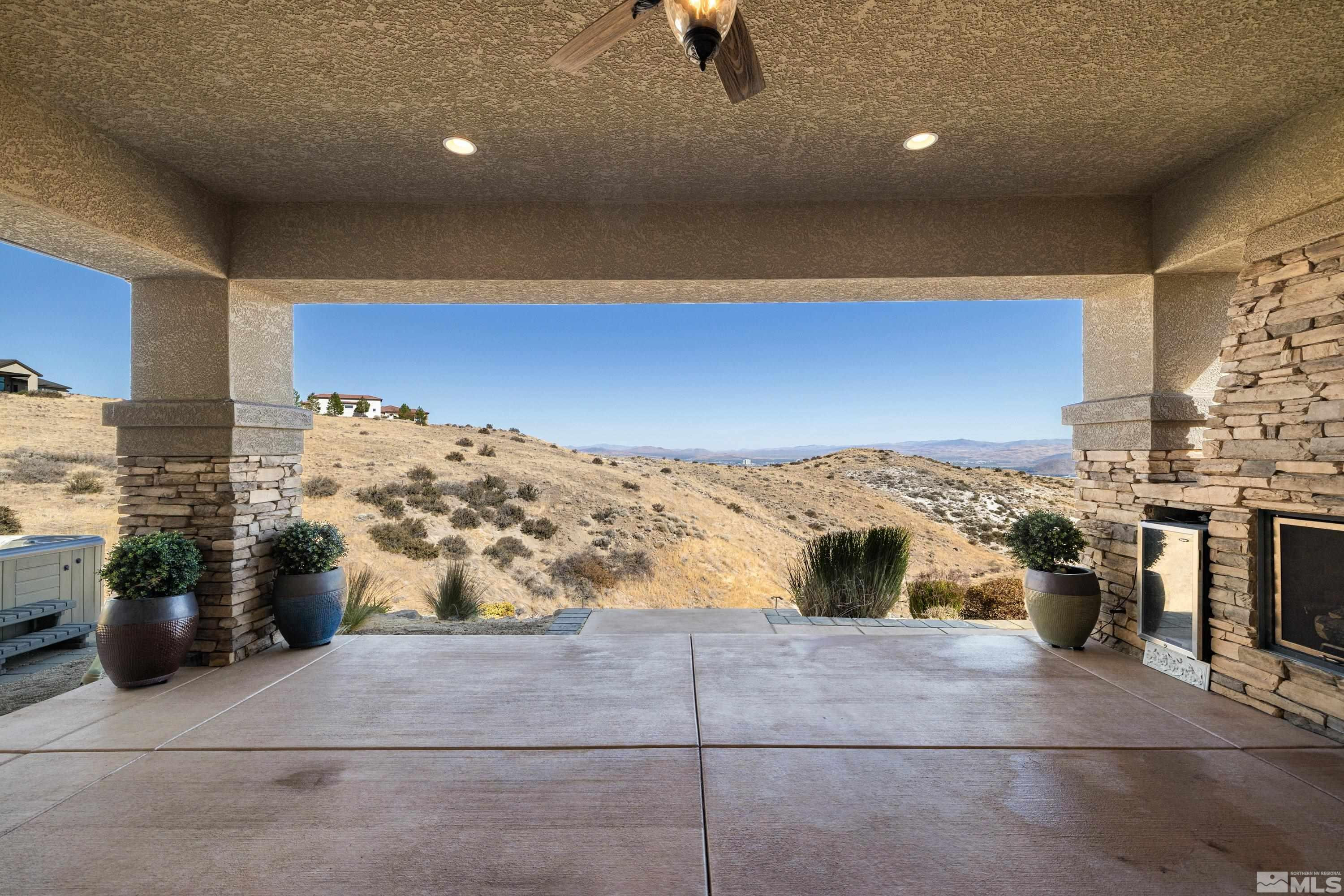 4095 Gray Fox Court