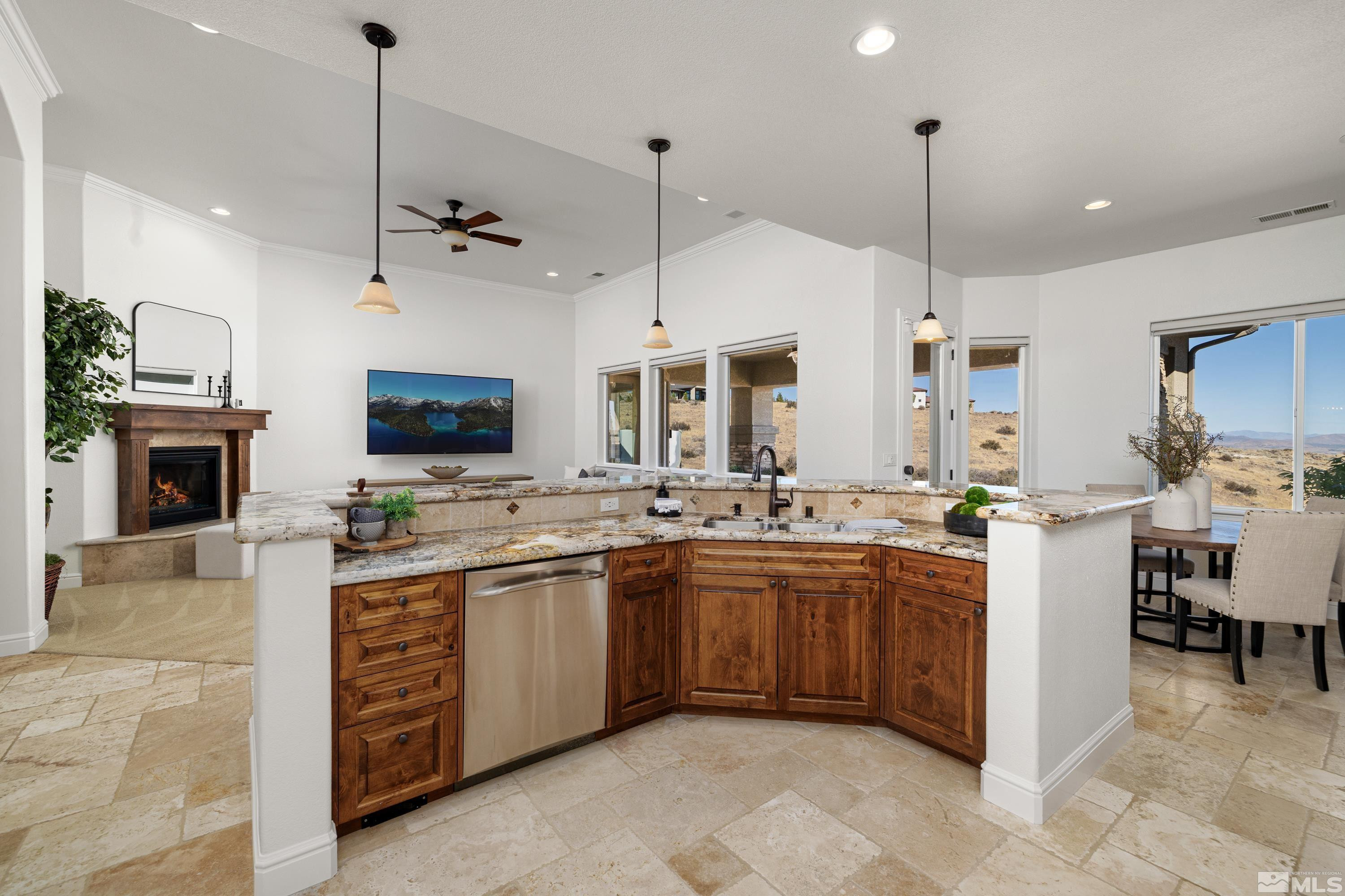 4095 Gray Fox Court