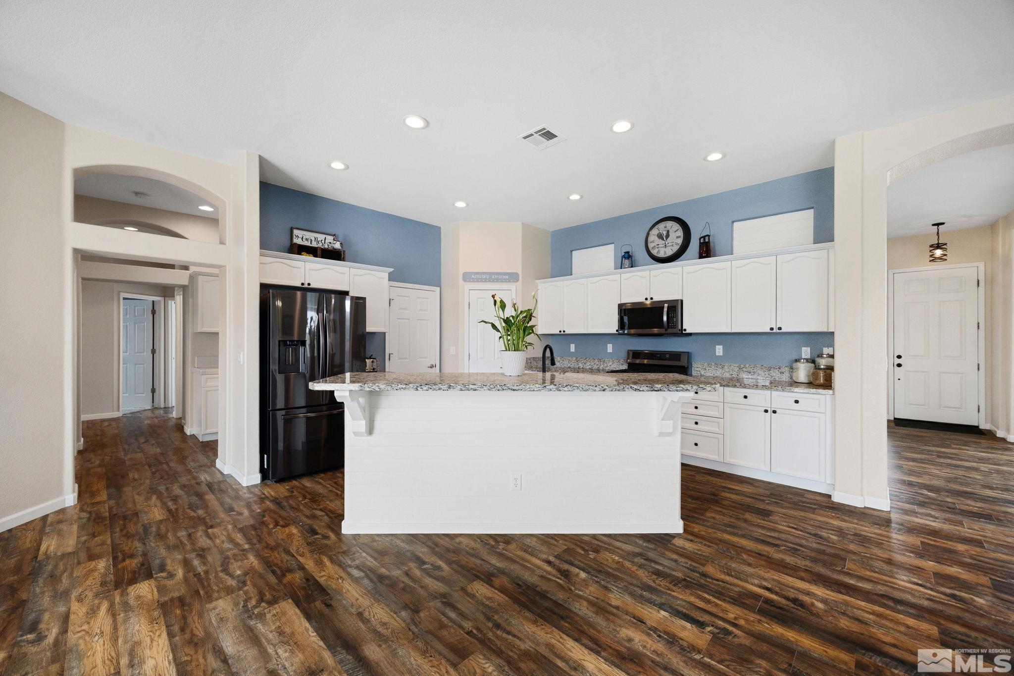 1523 Riverpark Parkway