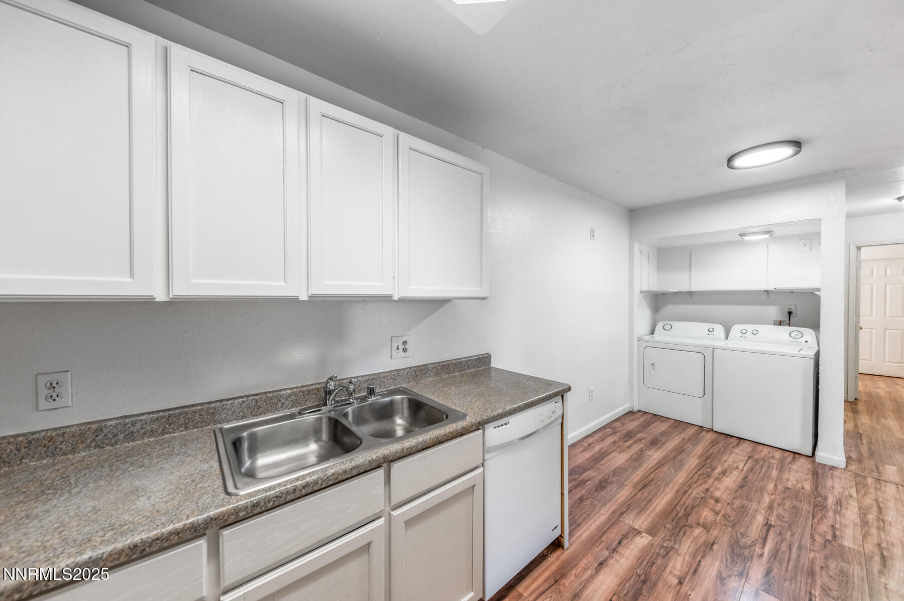 2400 Tripp Drive, 7