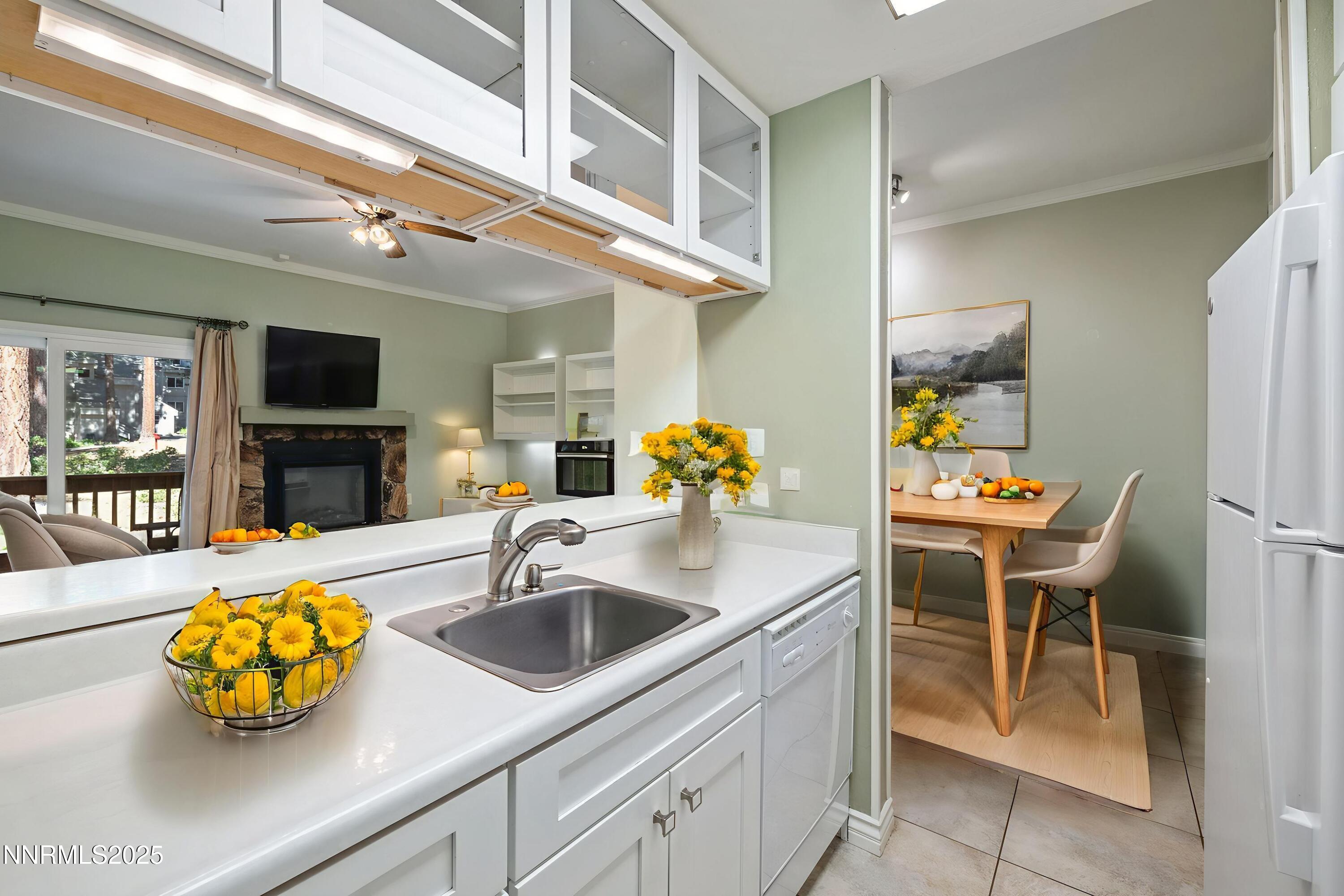 807 Alder Avenue, UNIT 61