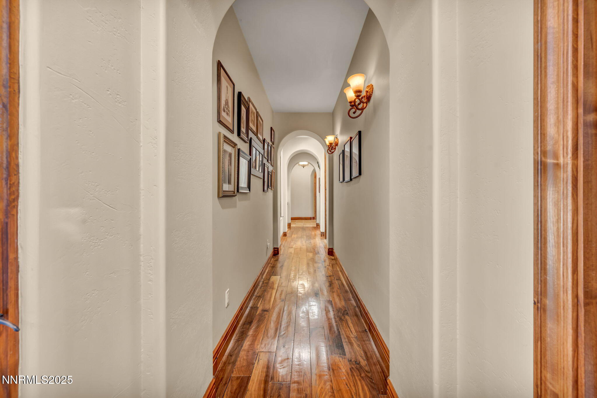 186 Carleton Court