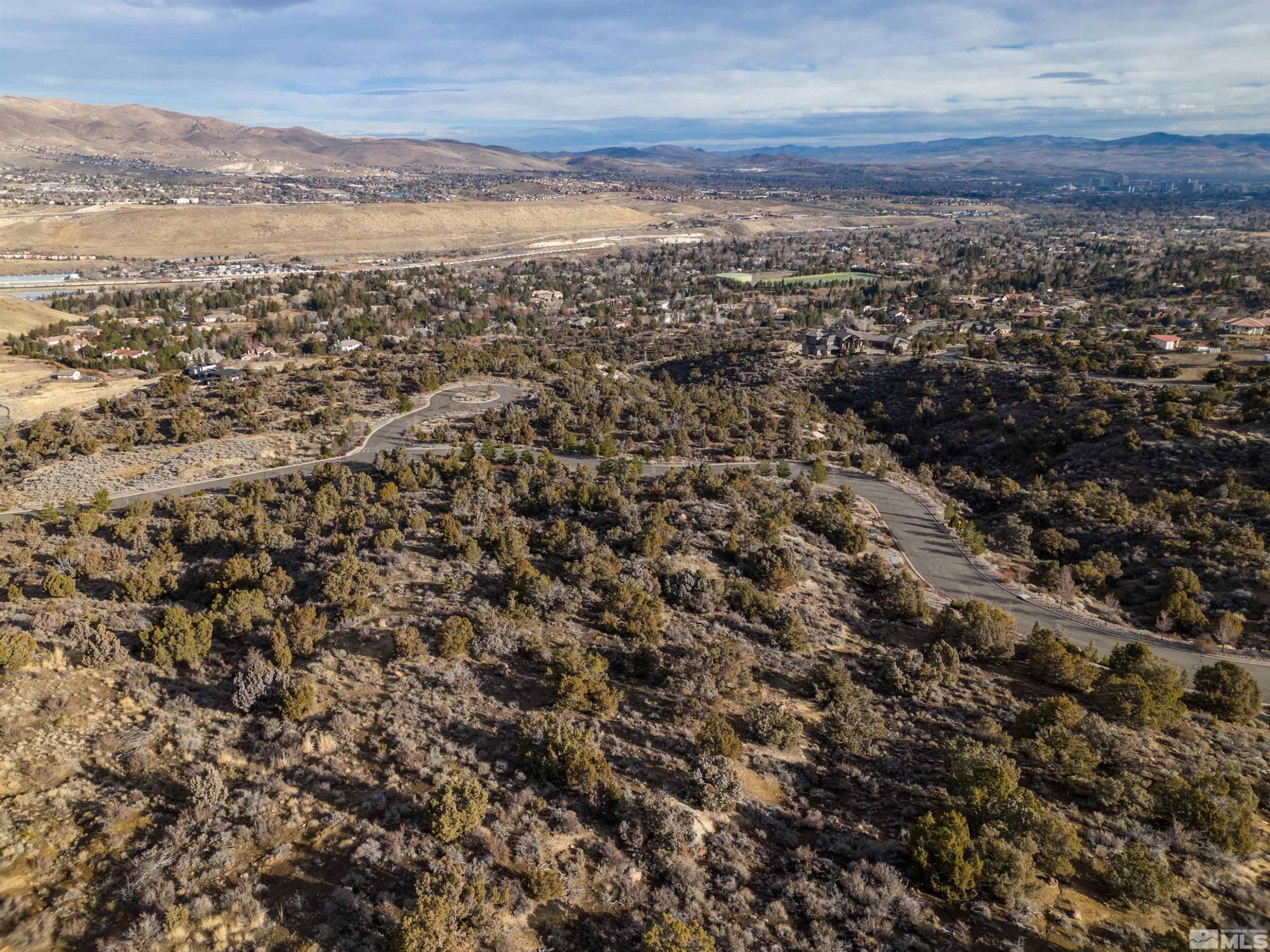 5045 Hunters Peak Road, 13