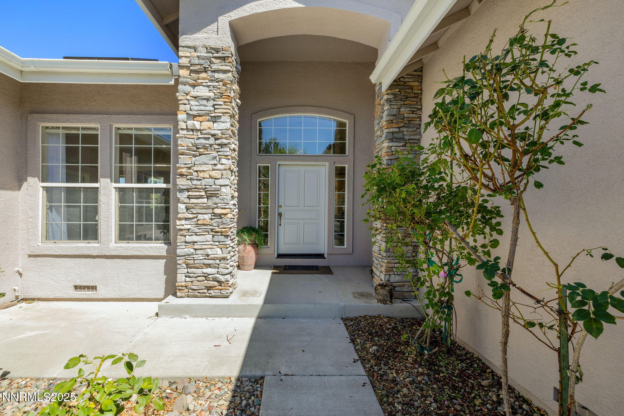 5084 E Acoma Road