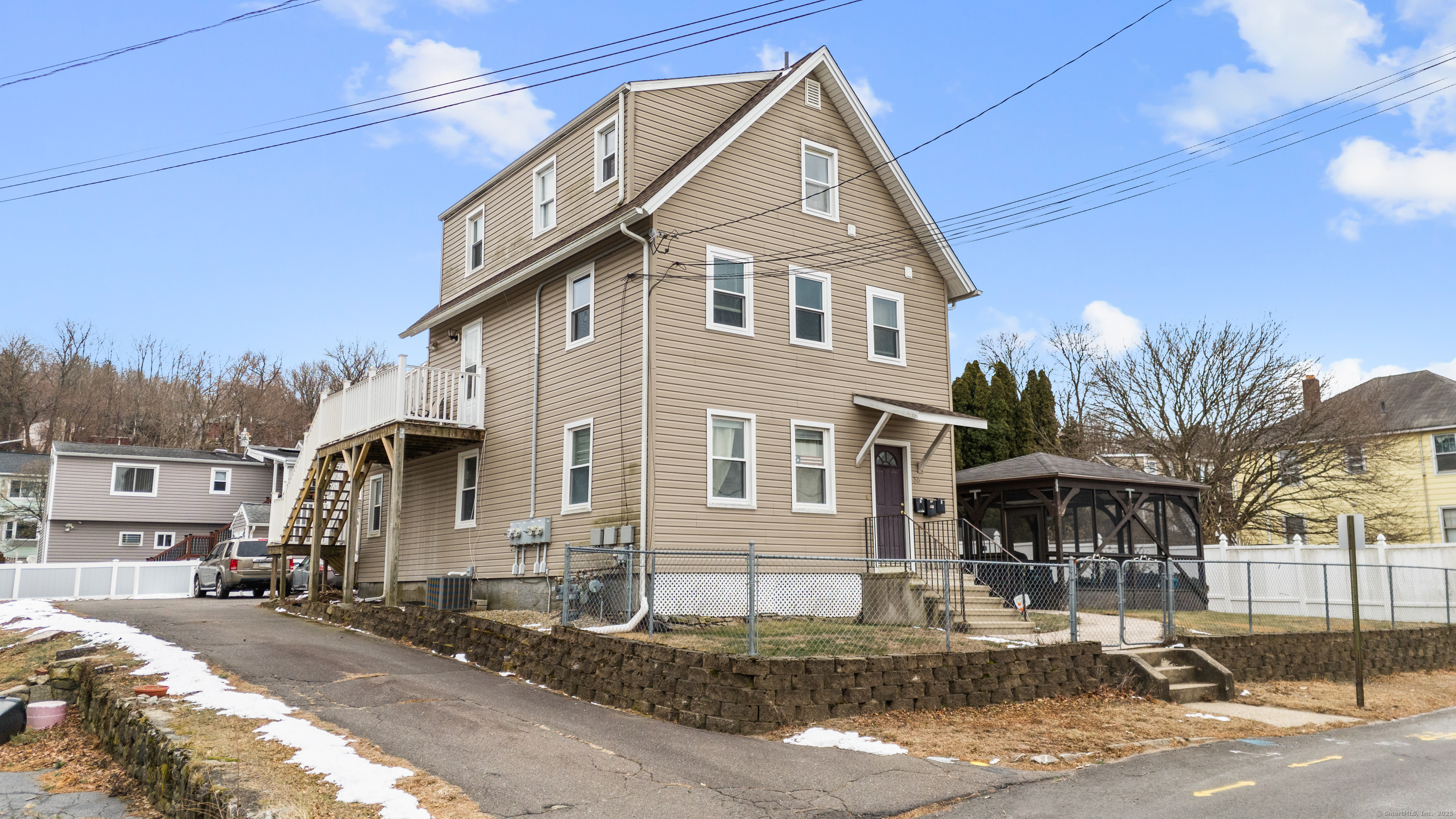 56 North Spring Street