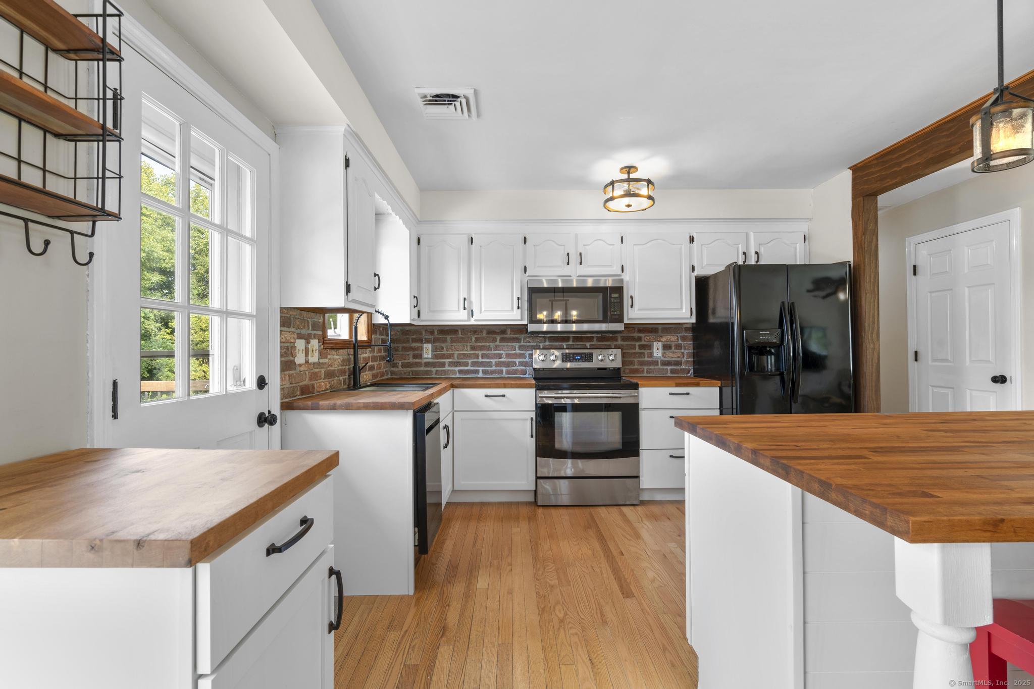 8 Birchwood Road