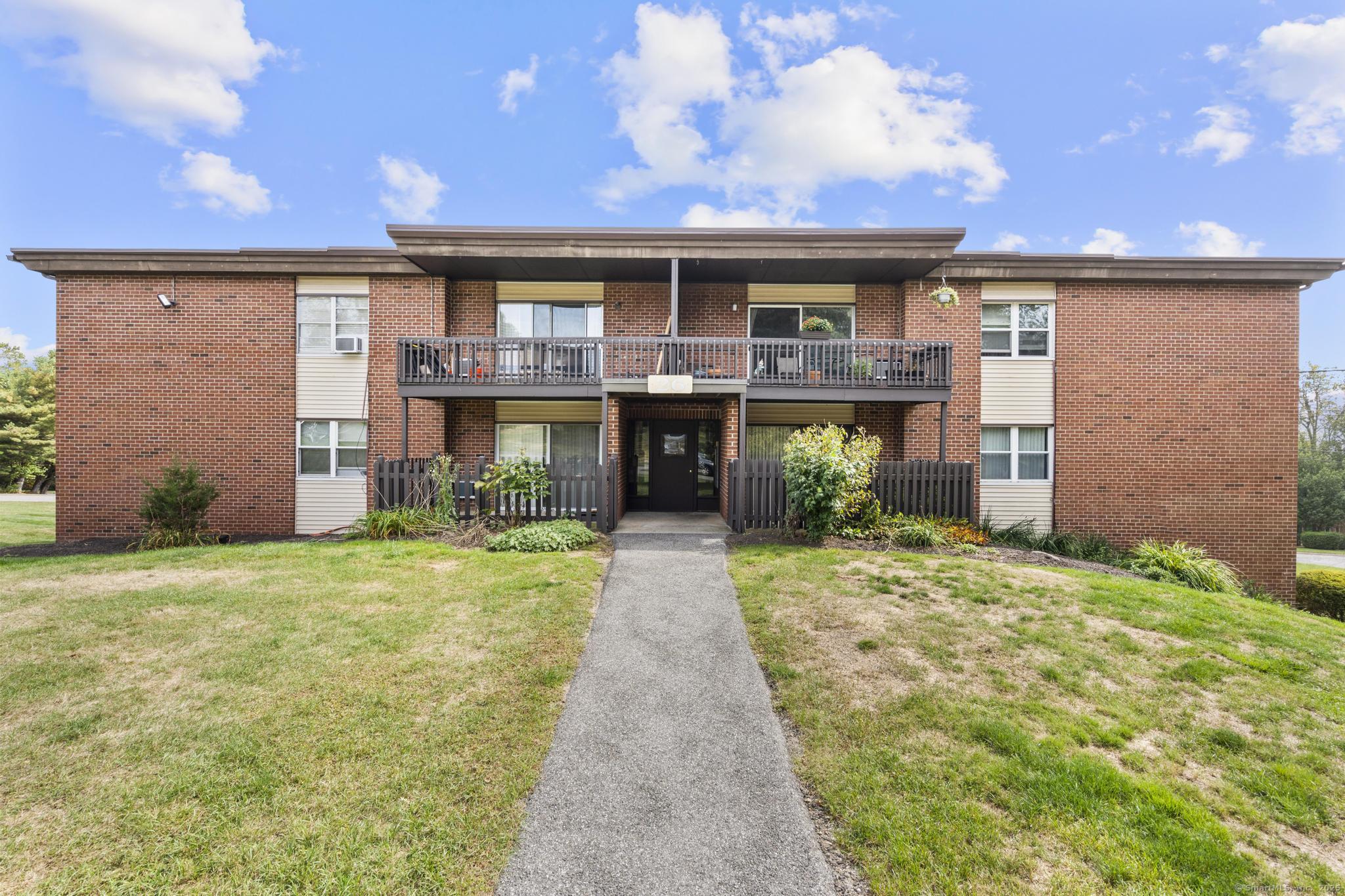 26 Balance Rock Road APT 16