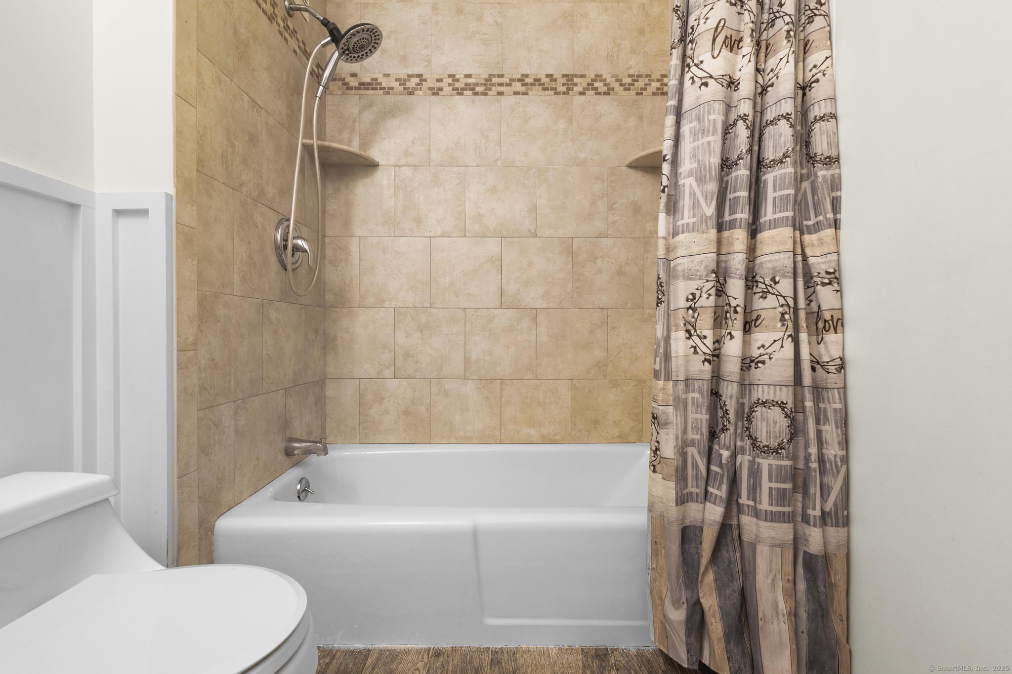 26 Balance Rock Road APT 16