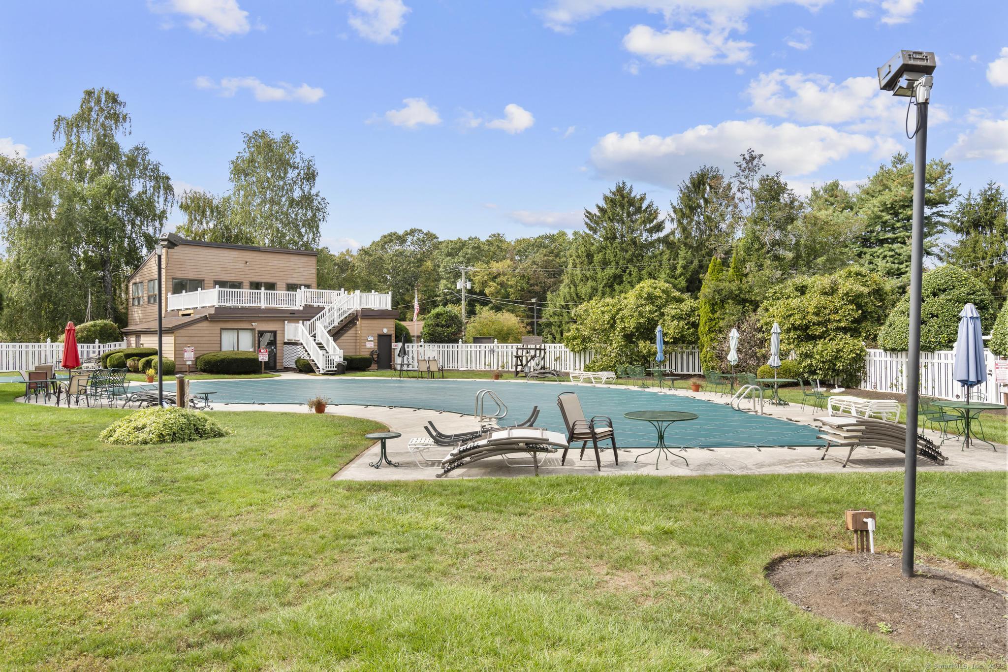 26 Balance Rock Road APT 16