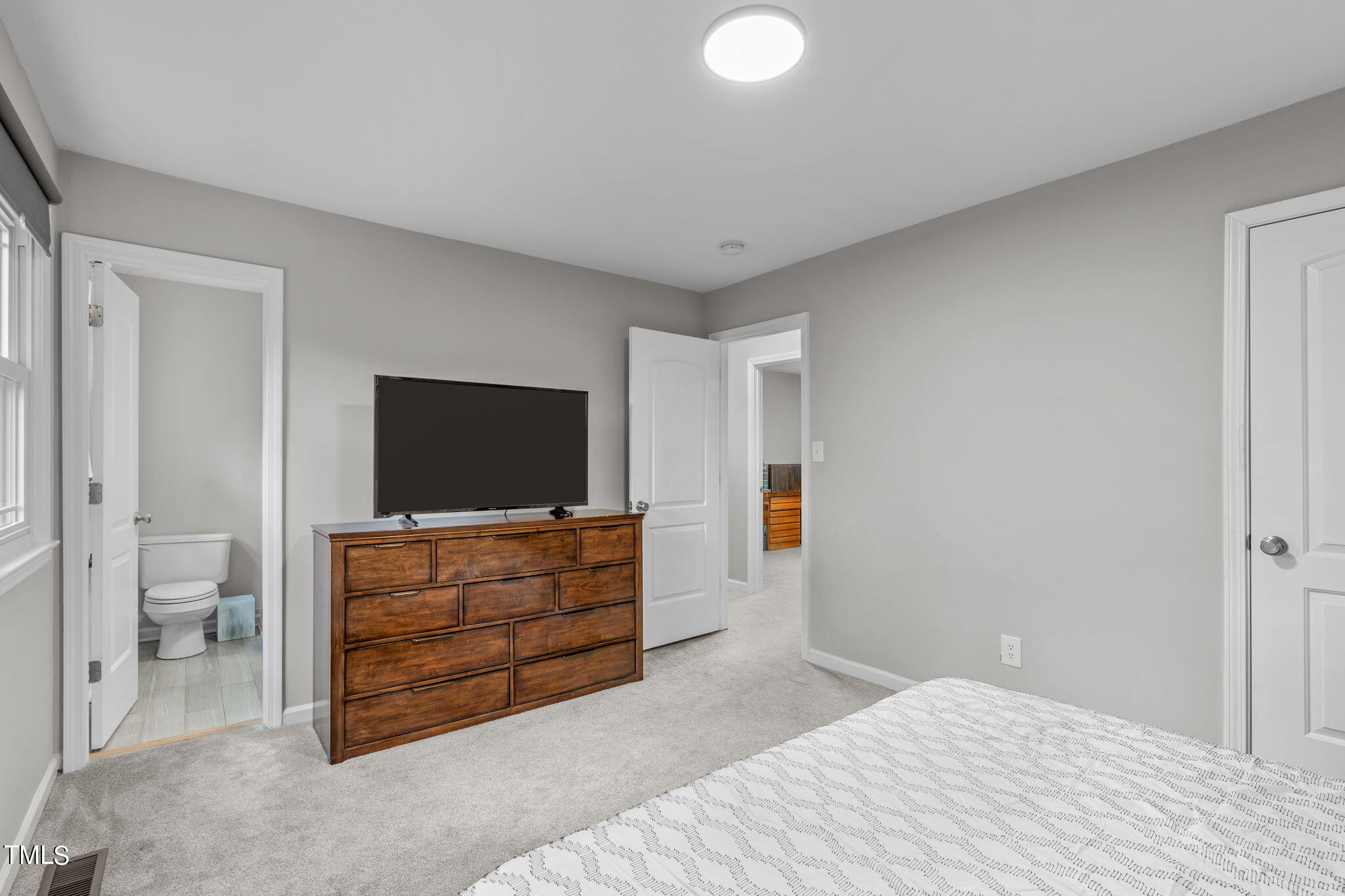 108 Nivens Court