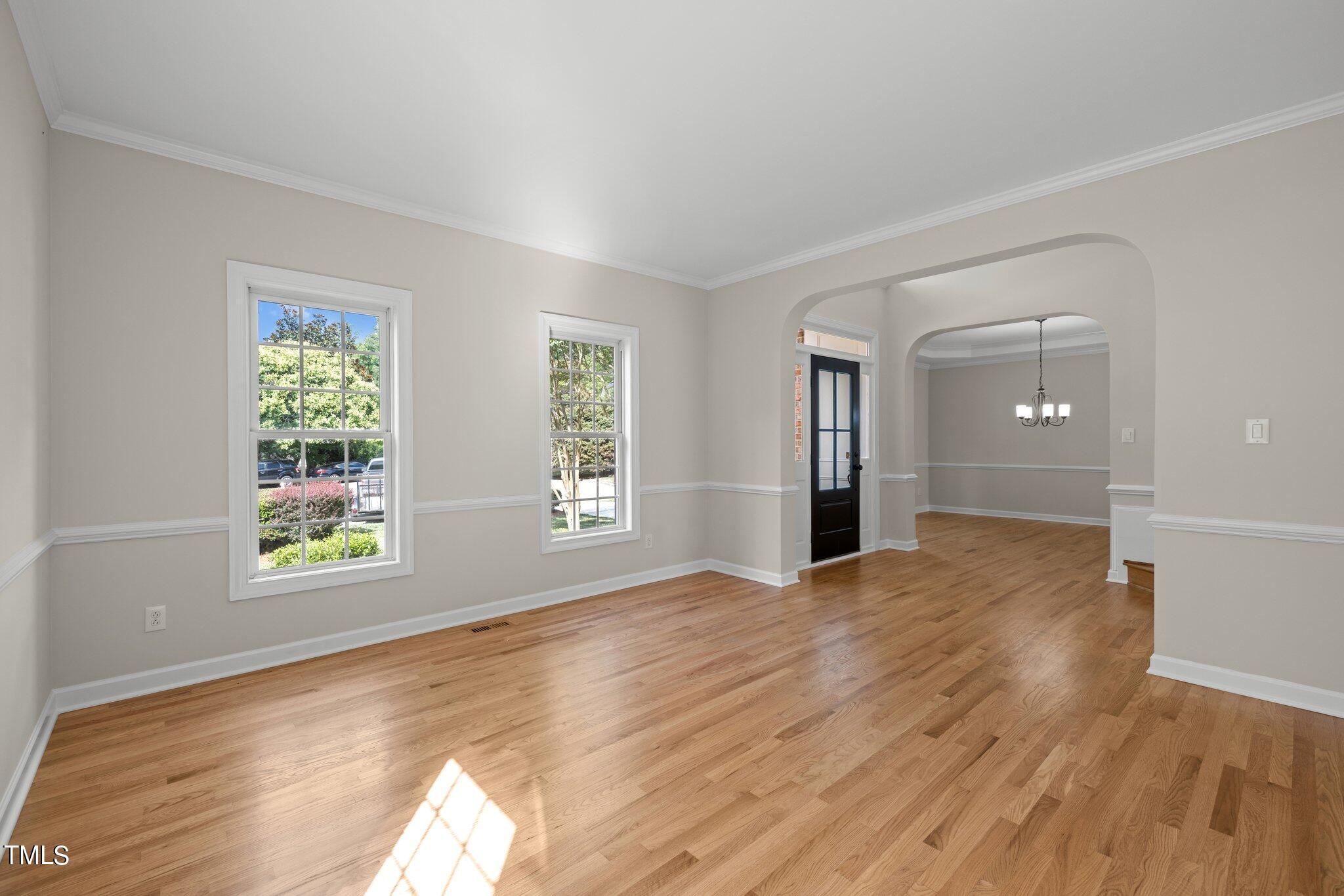 105 Chasbrier Court