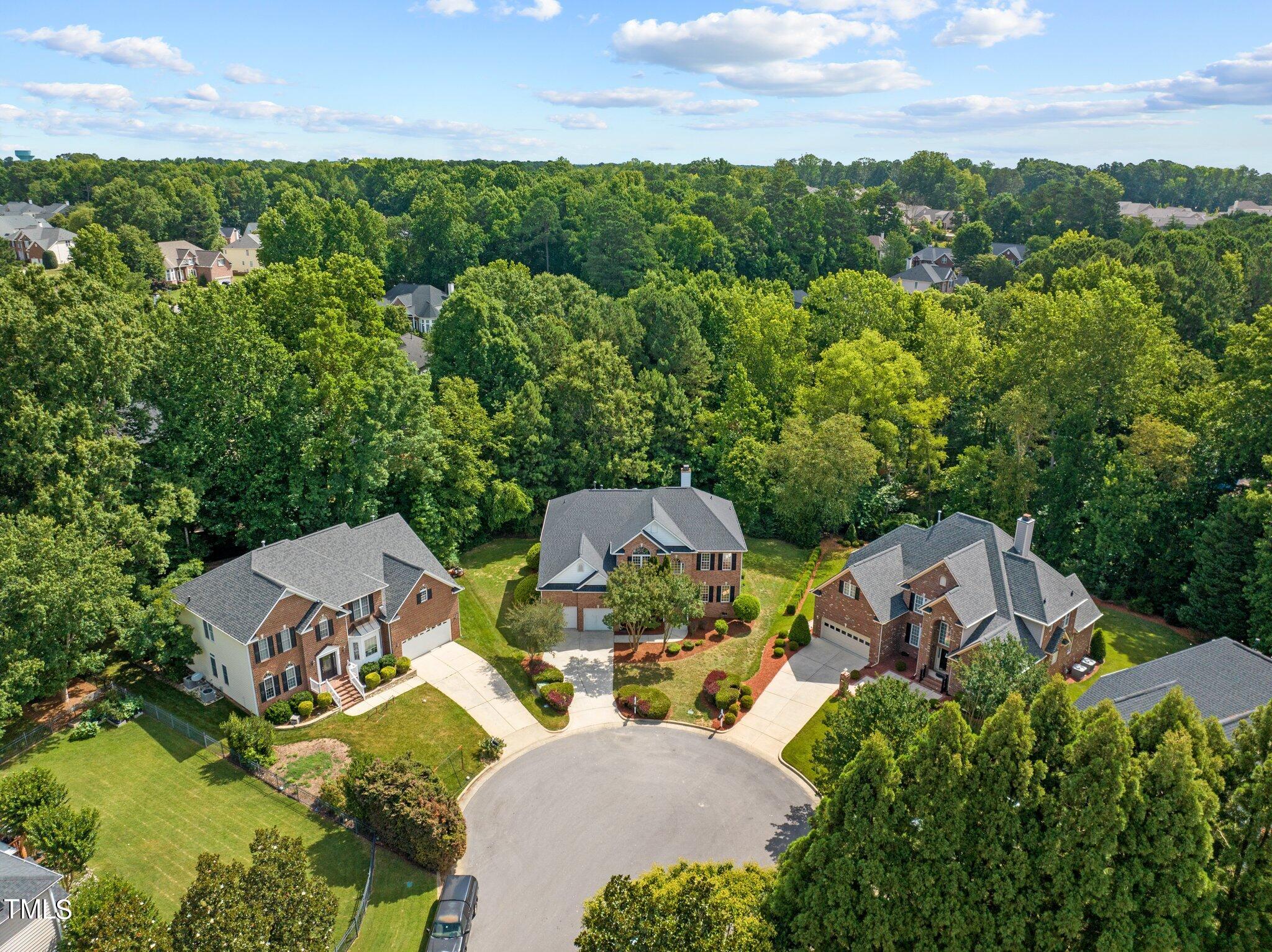 105 Chasbrier Court