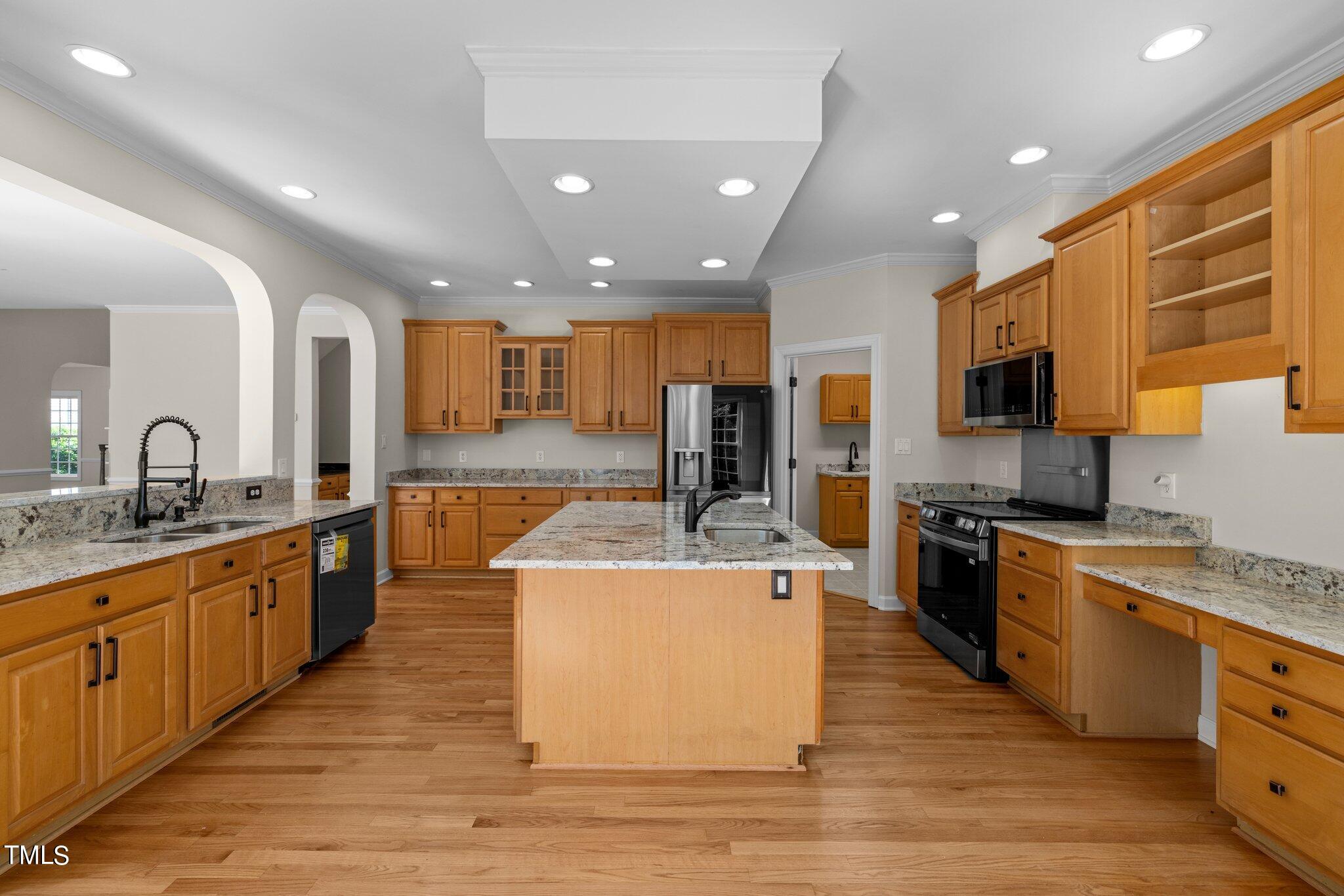 105 Chasbrier Court