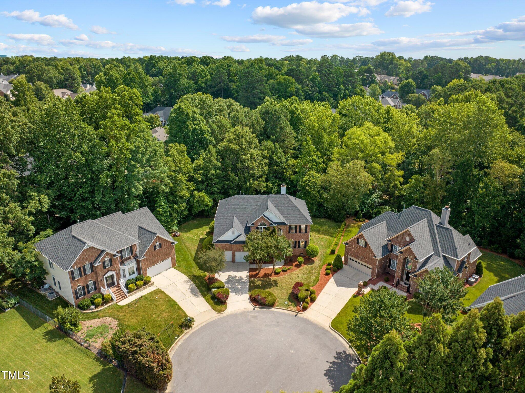 105 Chasbrier Court