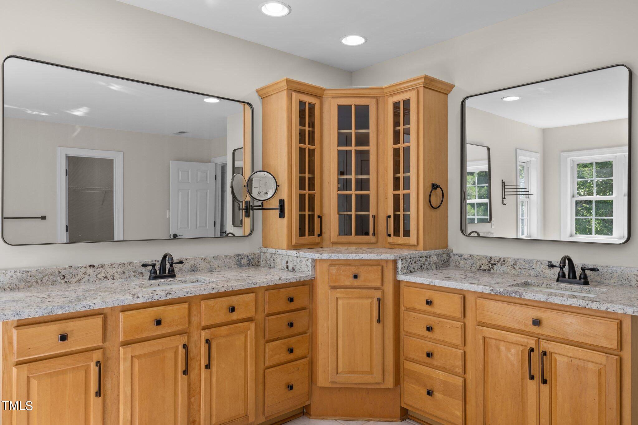 105 Chasbrier Court