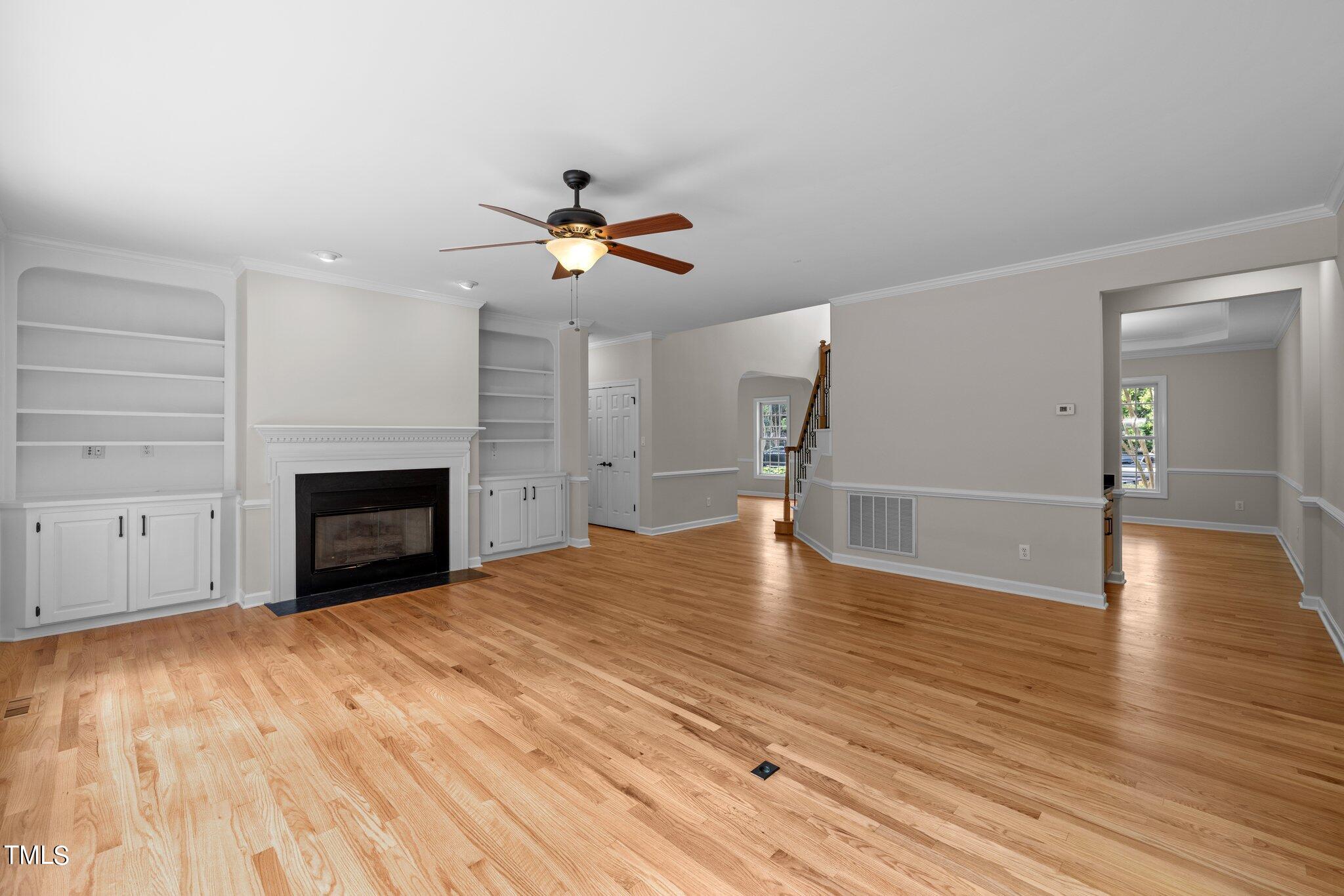 105 Chasbrier Court