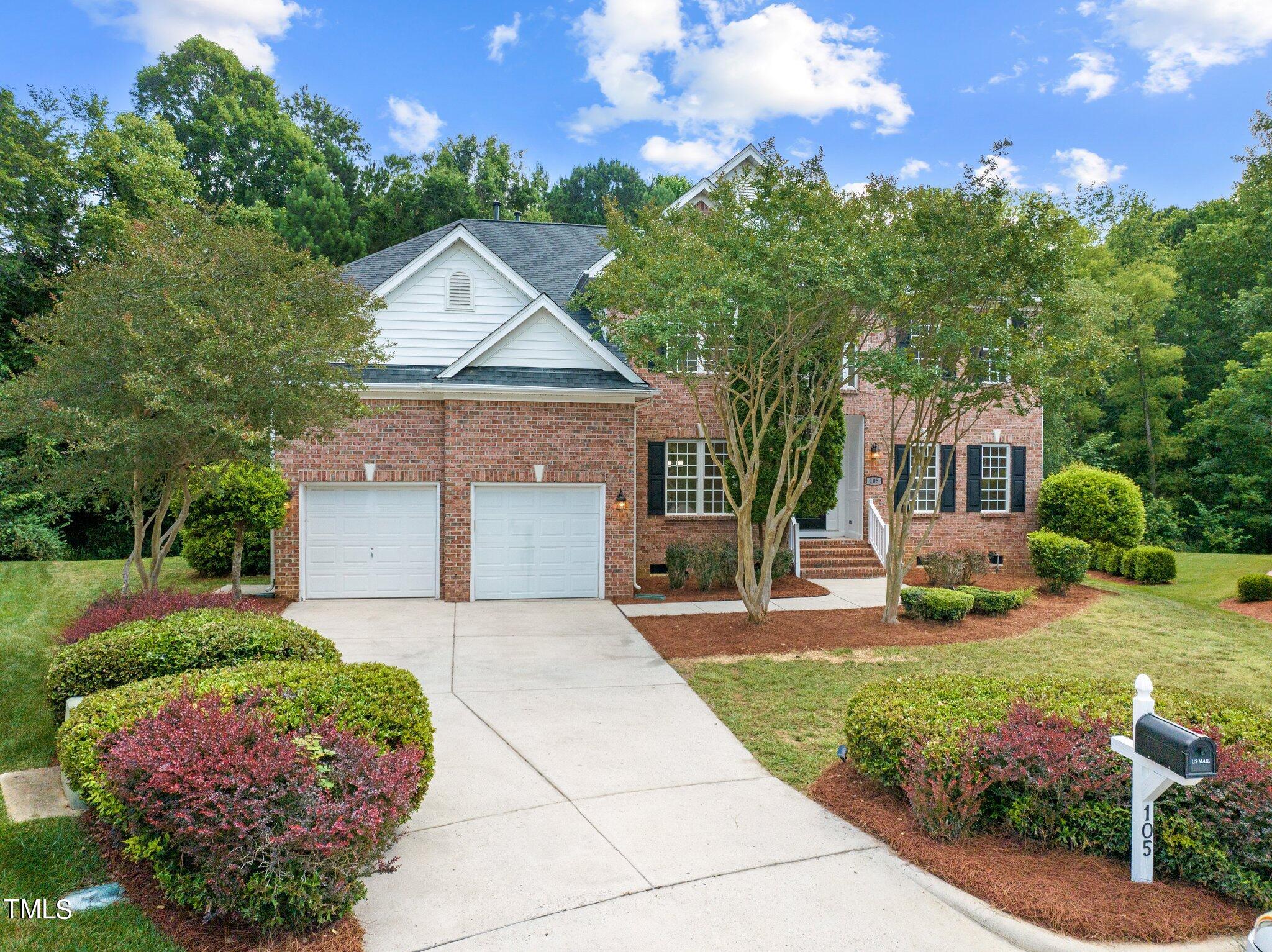 105 Chasbrier Court