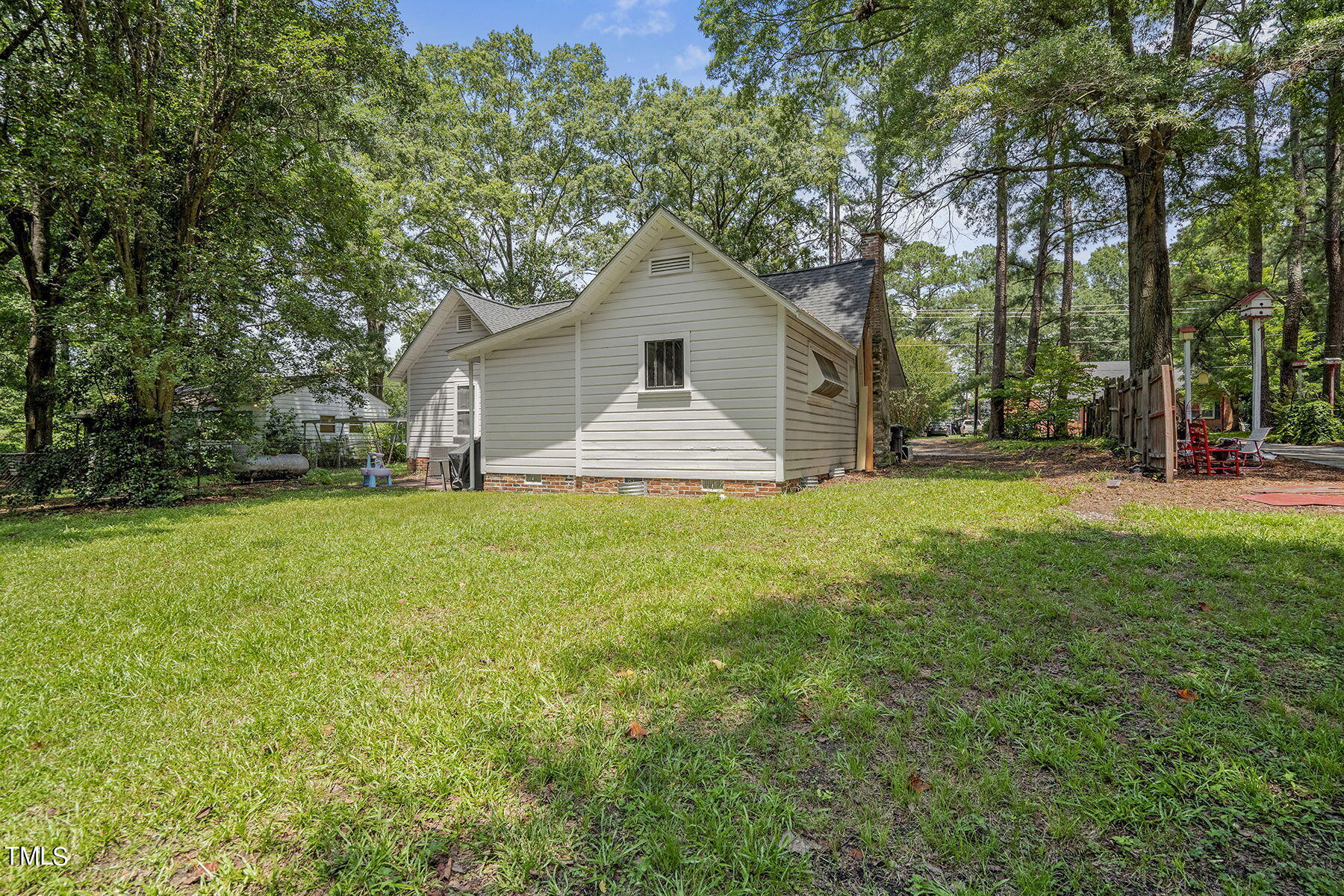 100 Porch Swing Lane