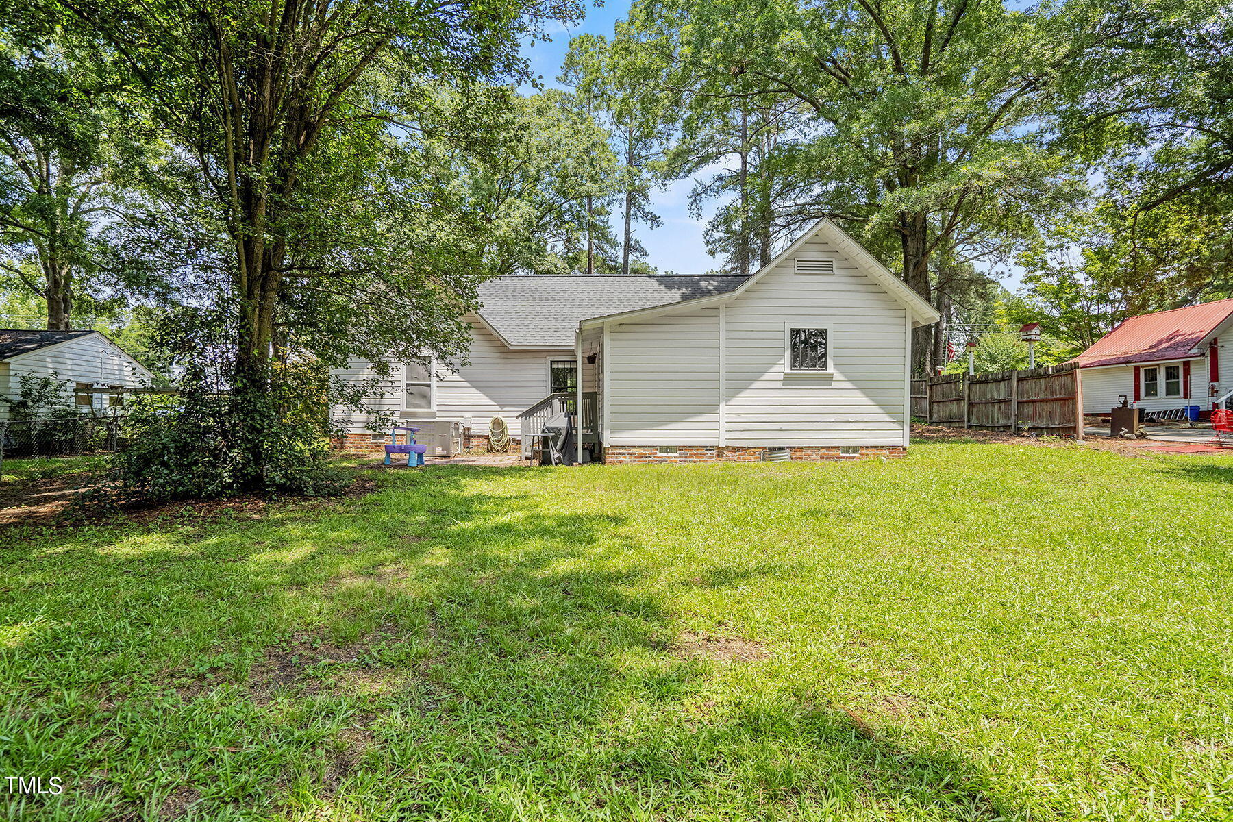 100 Porch Swing Lane