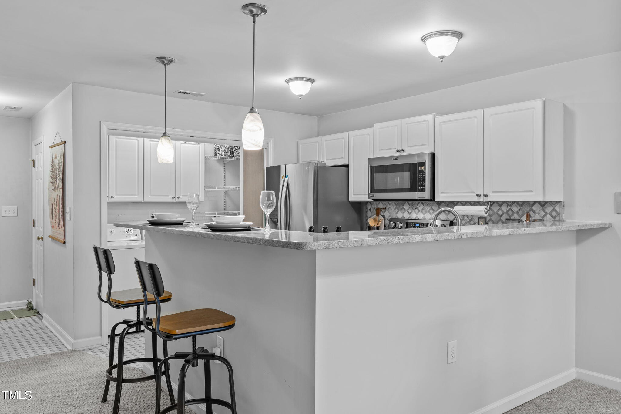 1112 Renshaw Court