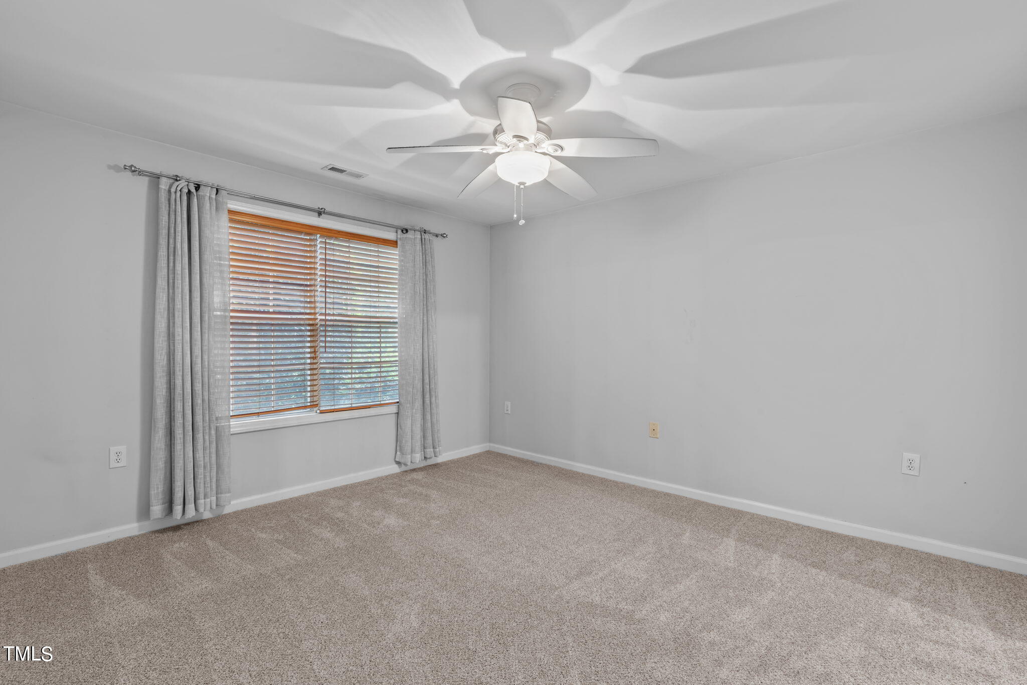 1112 Renshaw Court