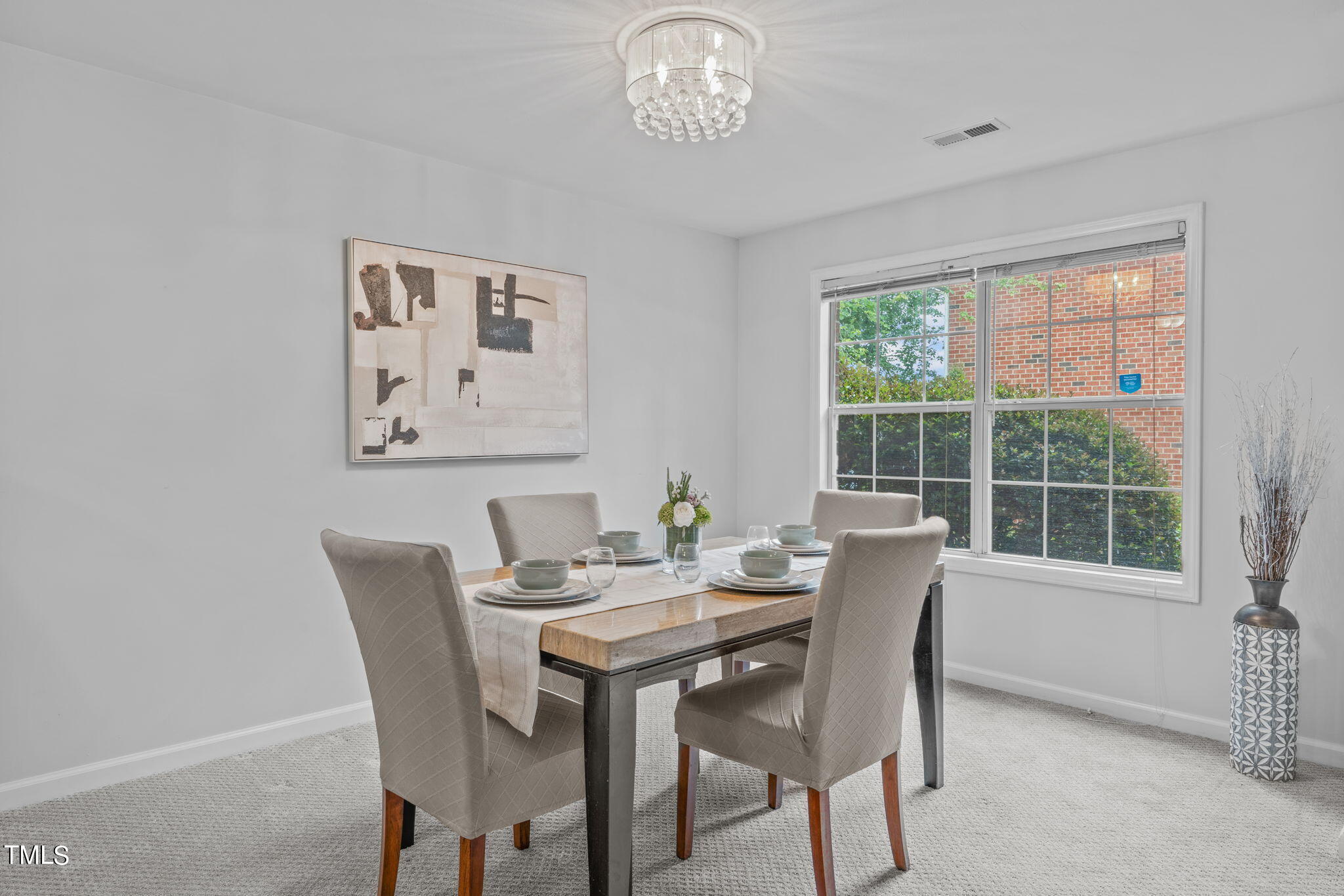1112 Renshaw Court