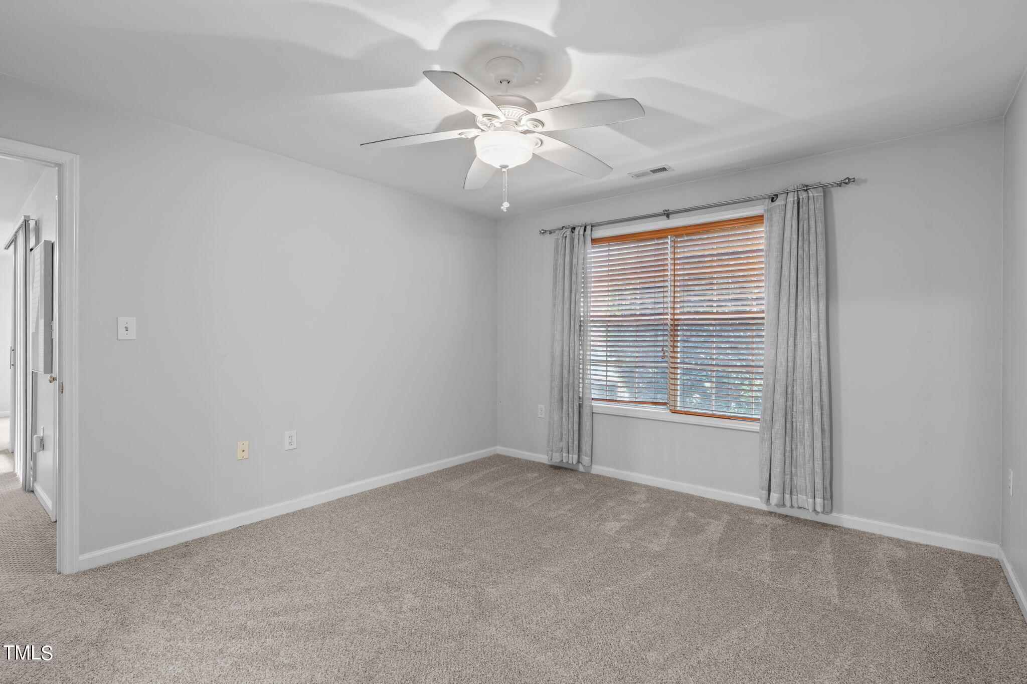 1112 Renshaw Court