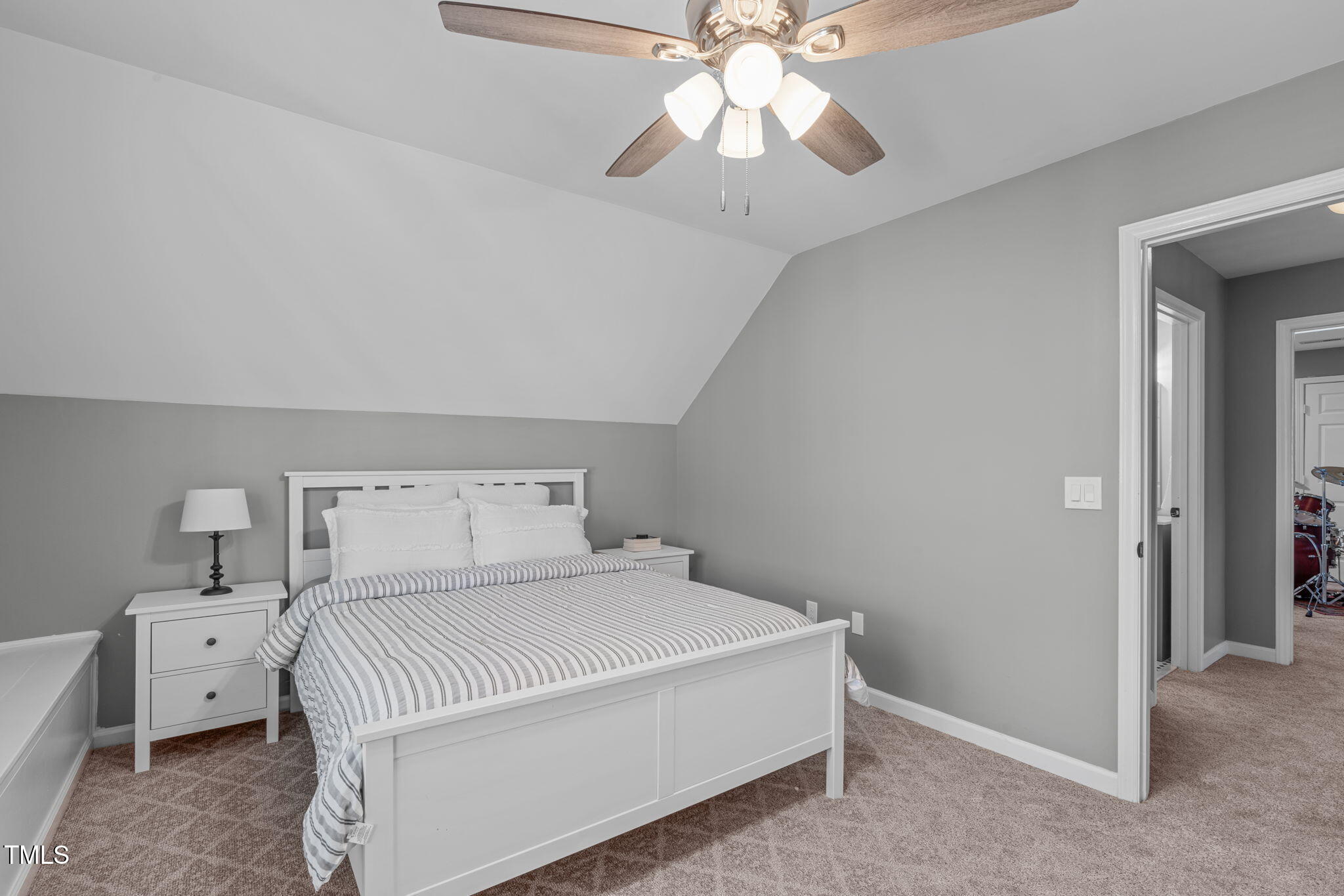 5225 Lake Edge Drive