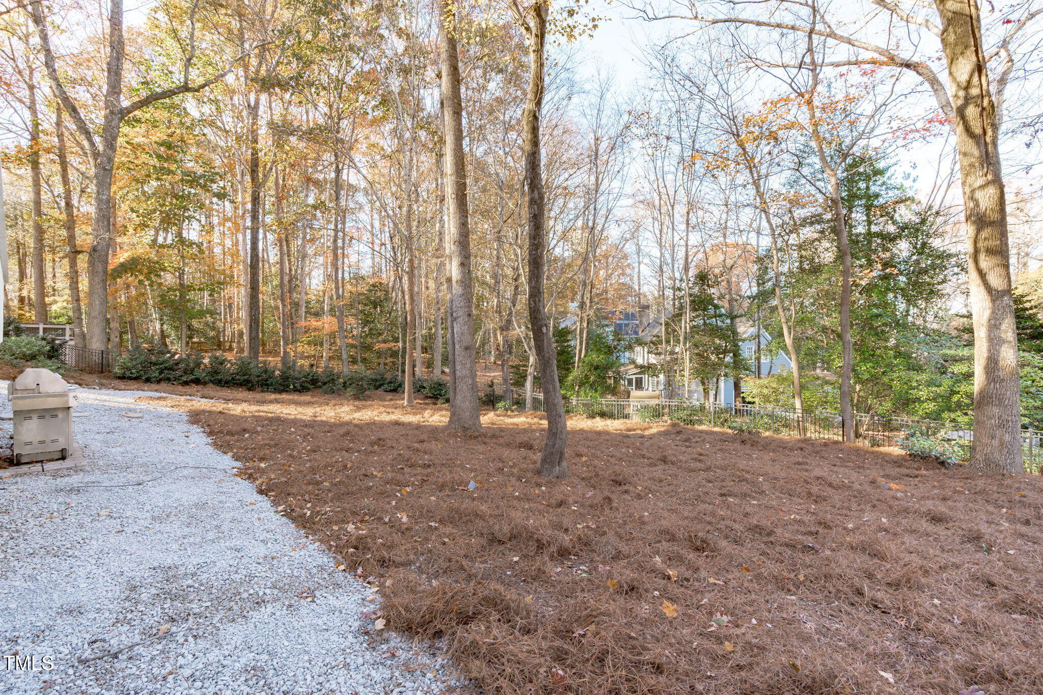 5225 Lake Edge Drive
