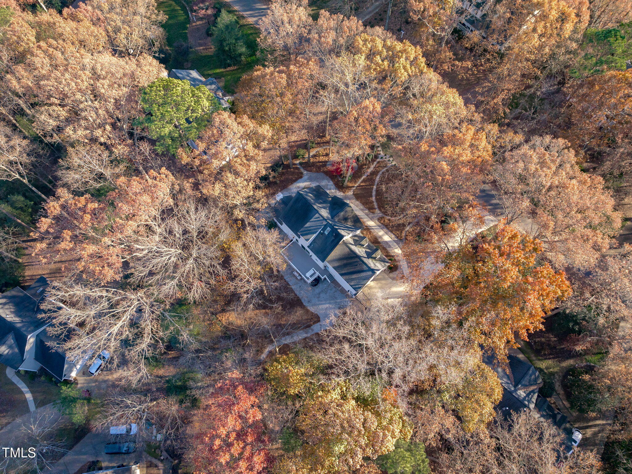 5225 Lake Edge Drive