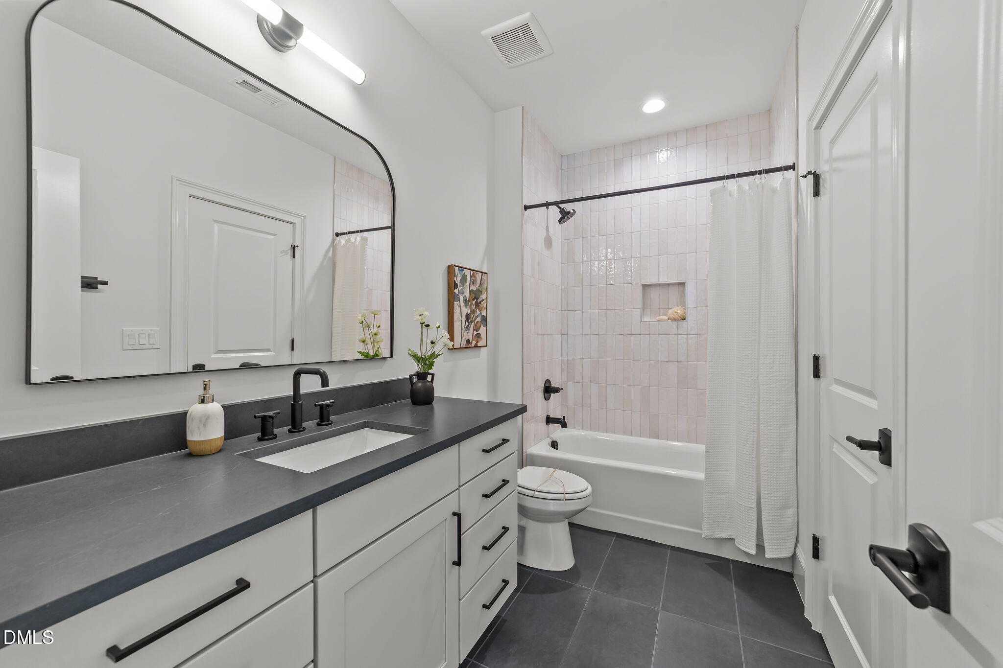 1236 Perry Bluff Drive