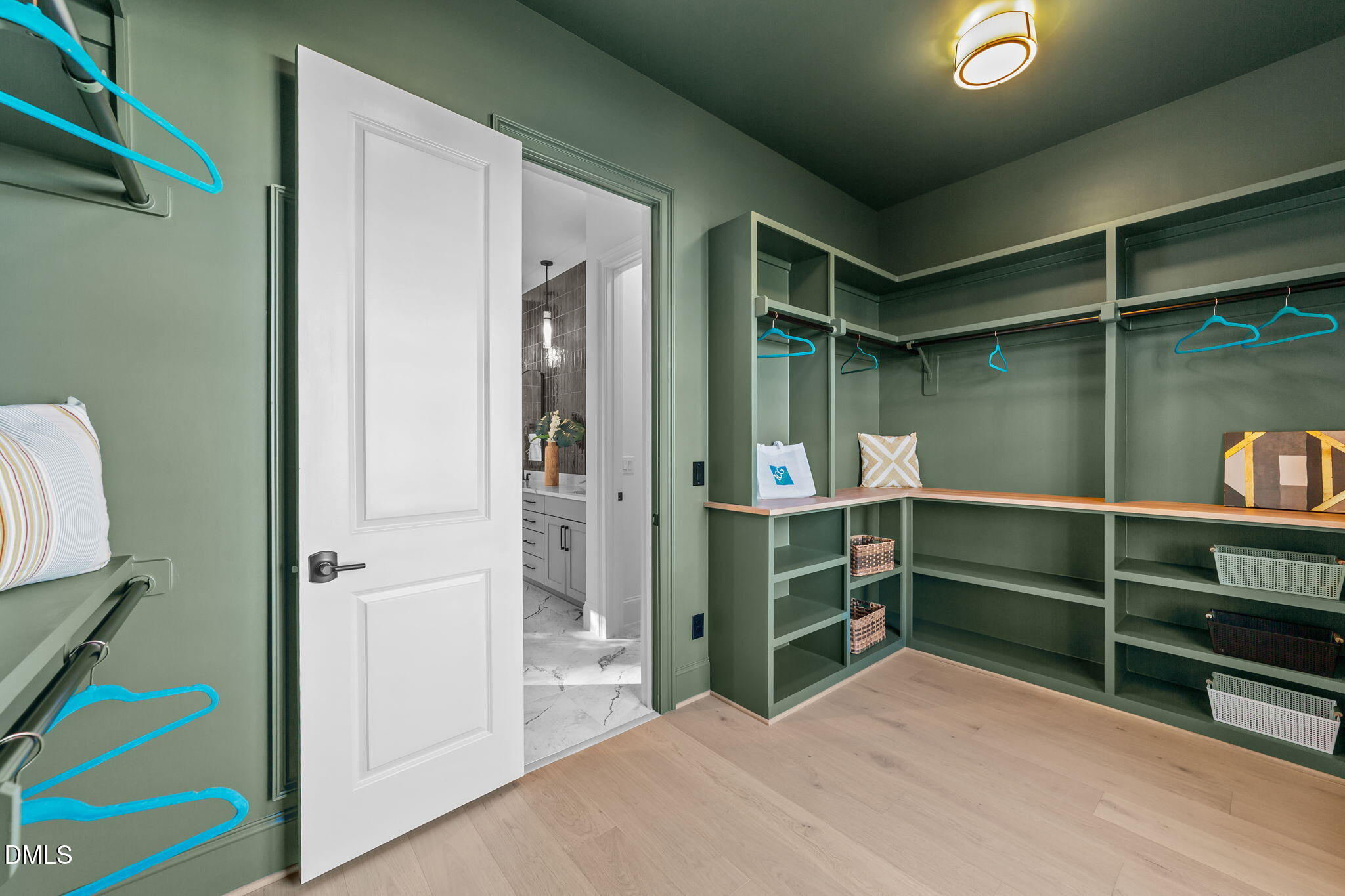 1236 Perry Bluff Drive