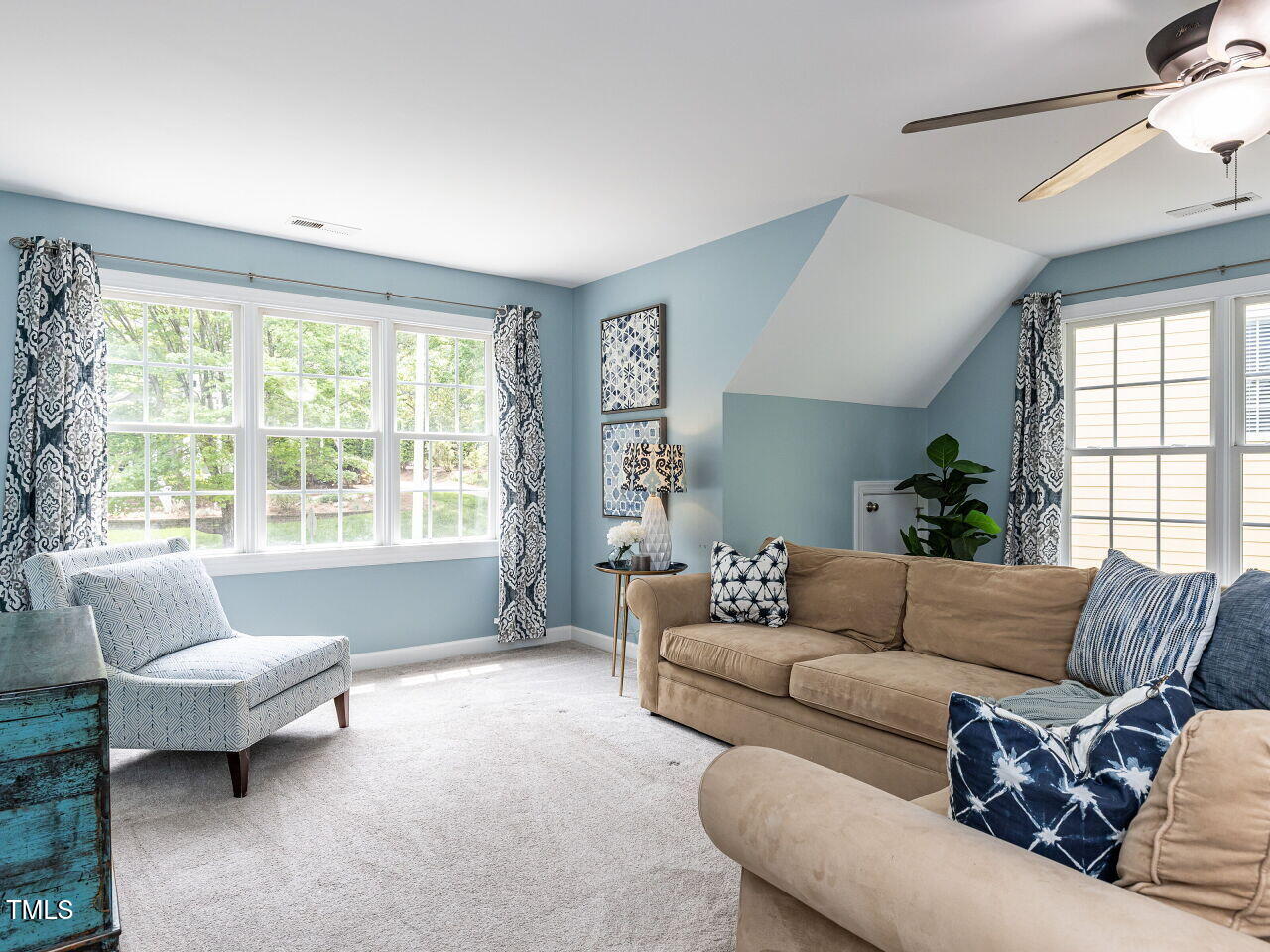 204 Flint Point Lane