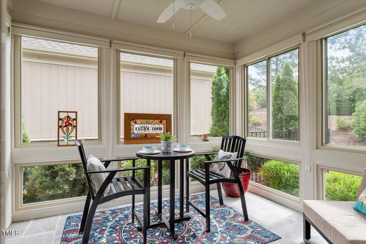 228 Ellisview Drive