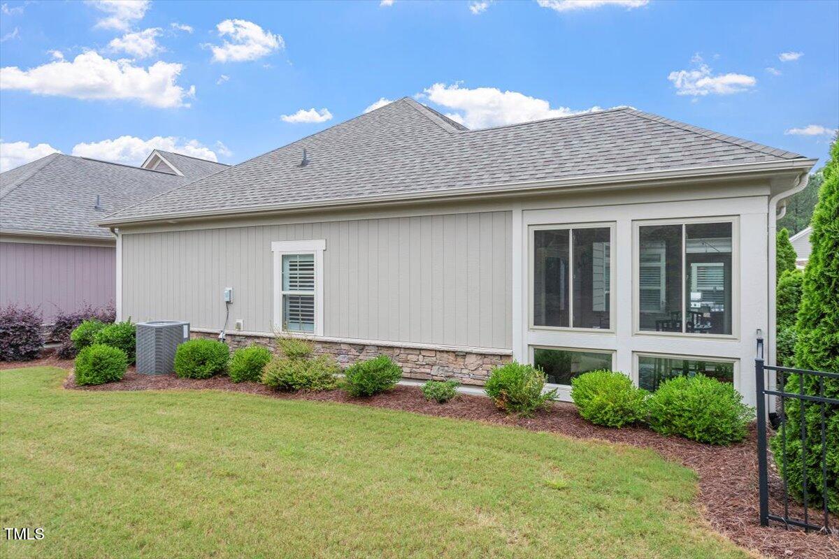 228 Ellisview Drive
