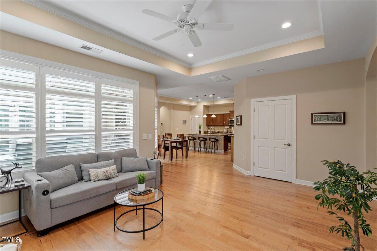 228 Ellisview Drive