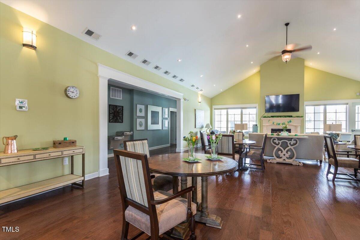 228 Ellisview Drive
